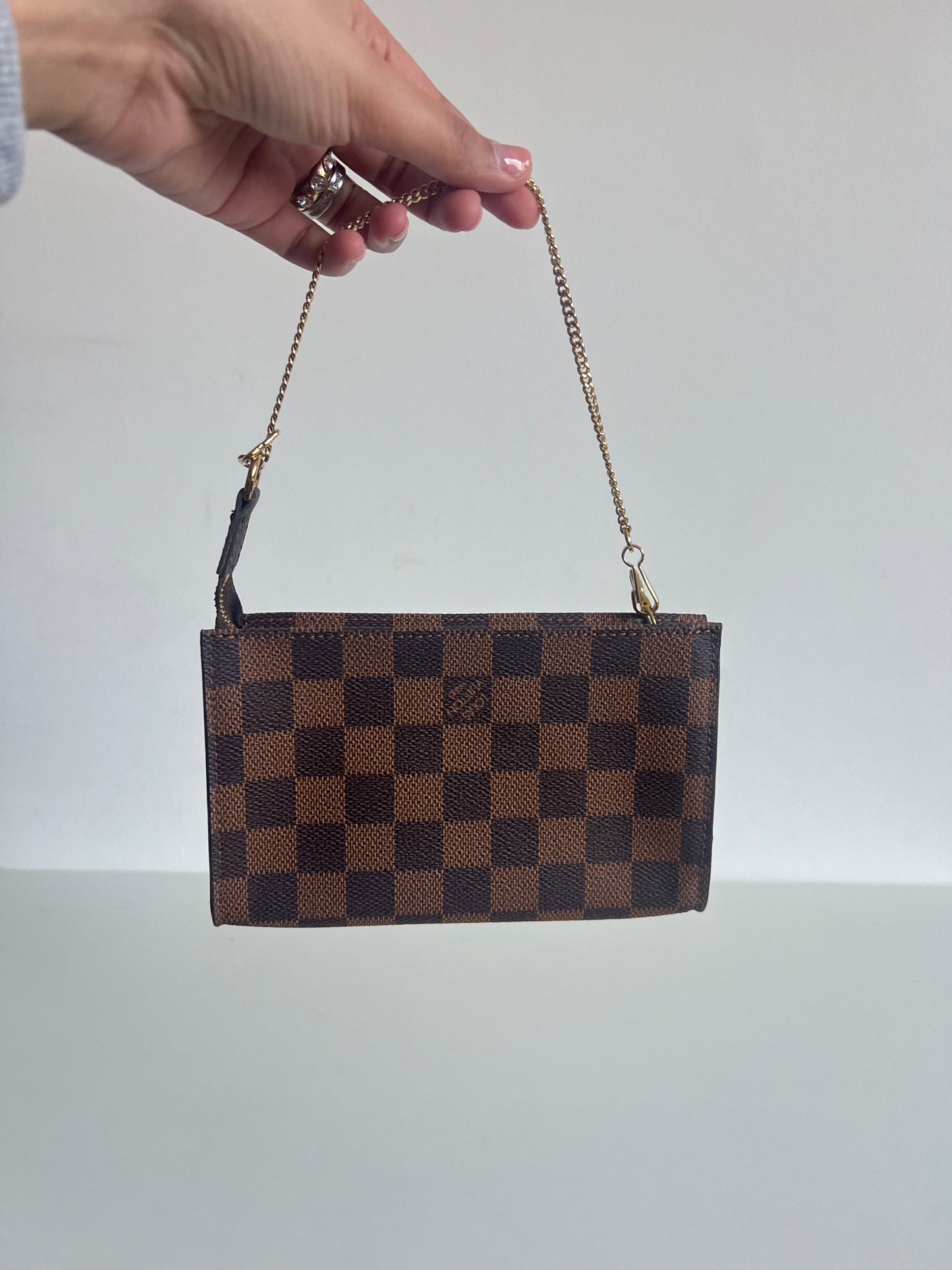Pochette accessoires