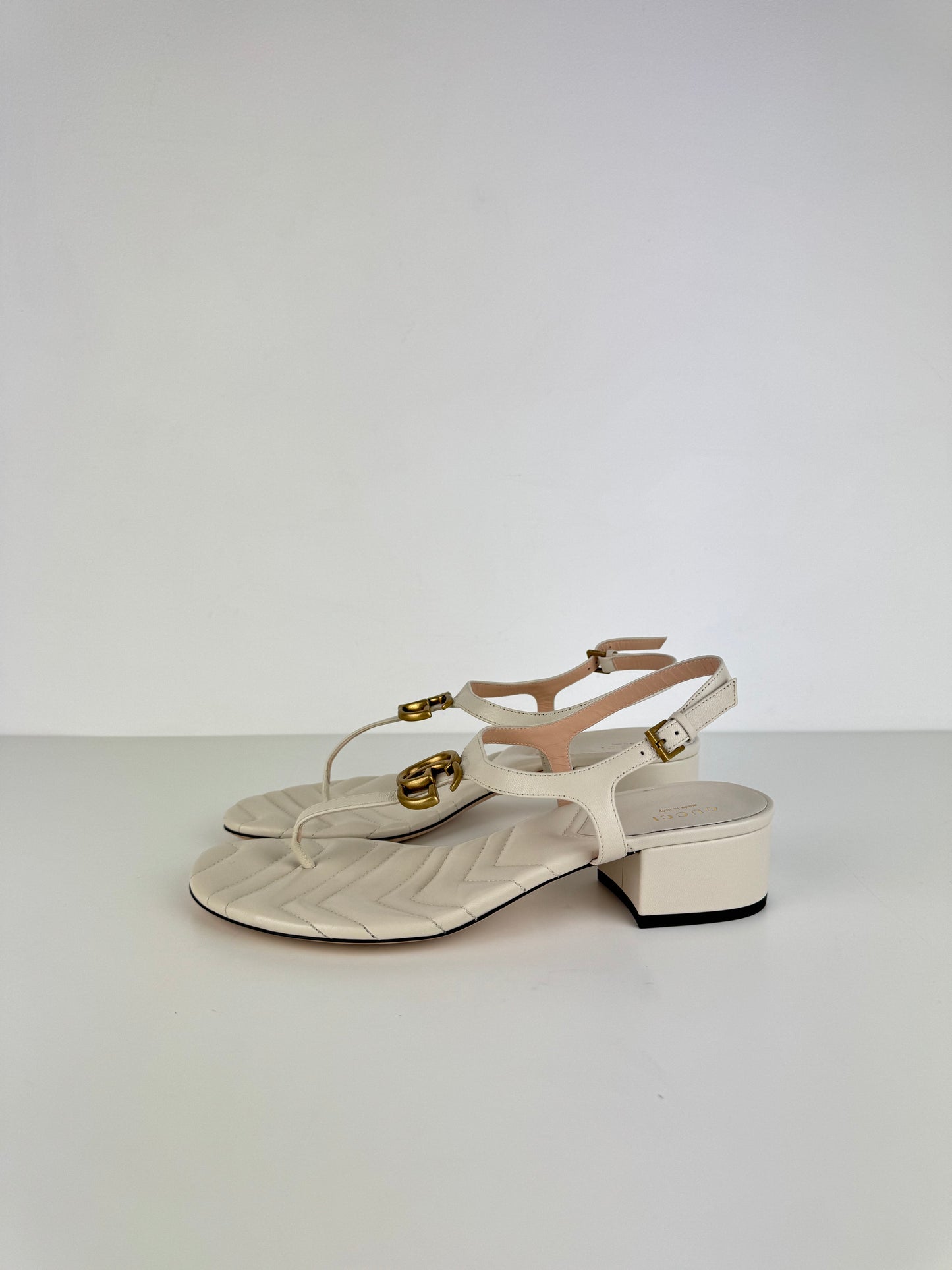 Tongs Gucci