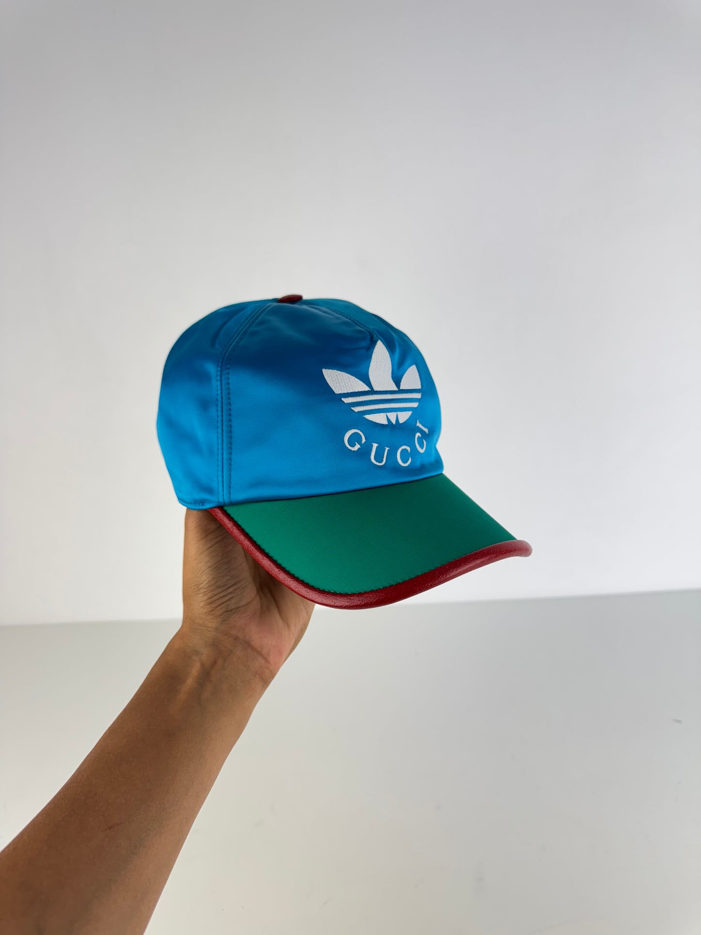 Casquete Gucci x Adidas