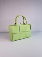 Arco Mini Bottega Veneta en cuir intrecciato vert