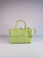 Arco Mini Bottega Veneta en cuir intrecciato vert