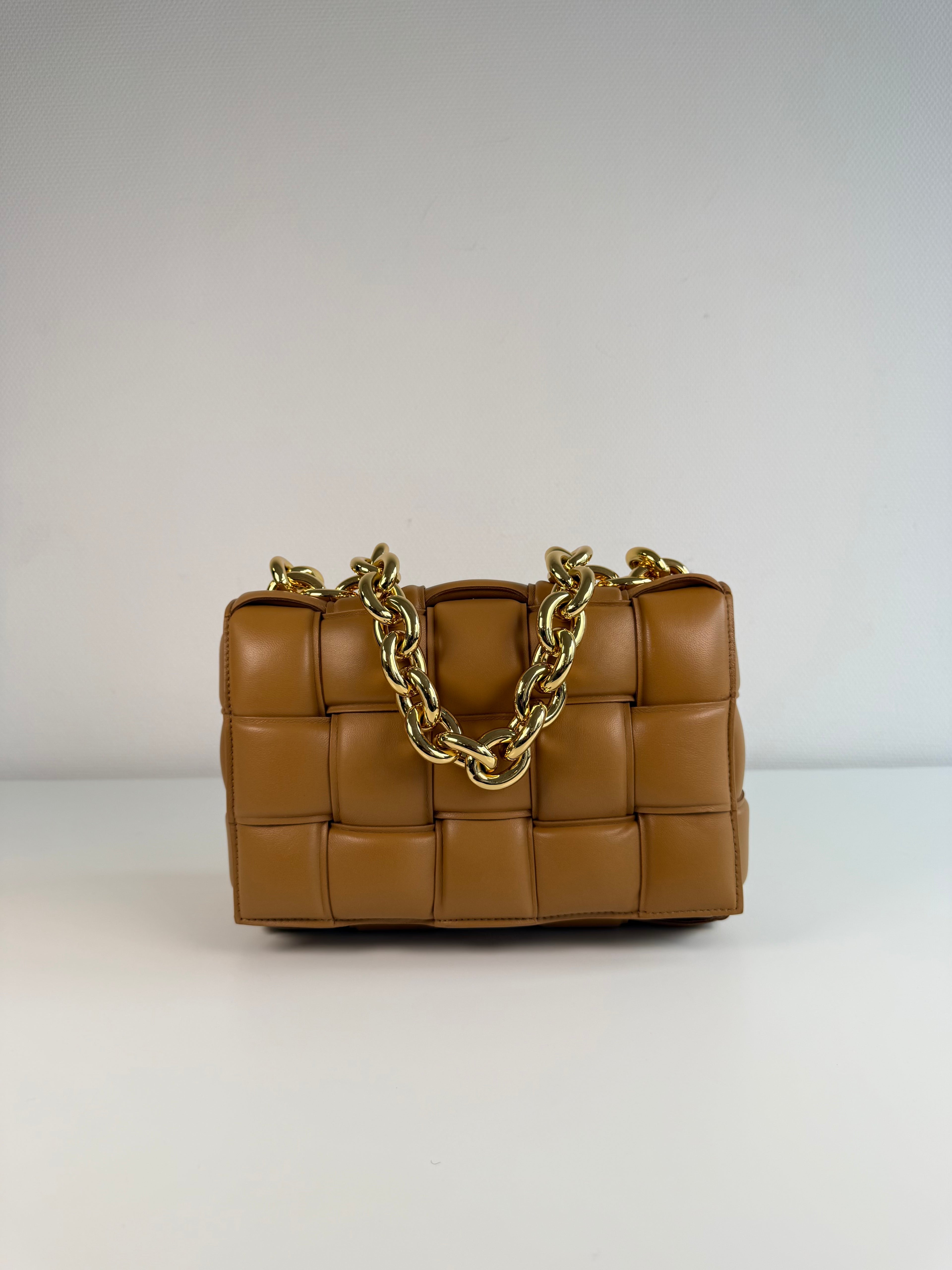 Chain Cassette en cuir Camel