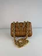 Chain Cassette en cuir Camel