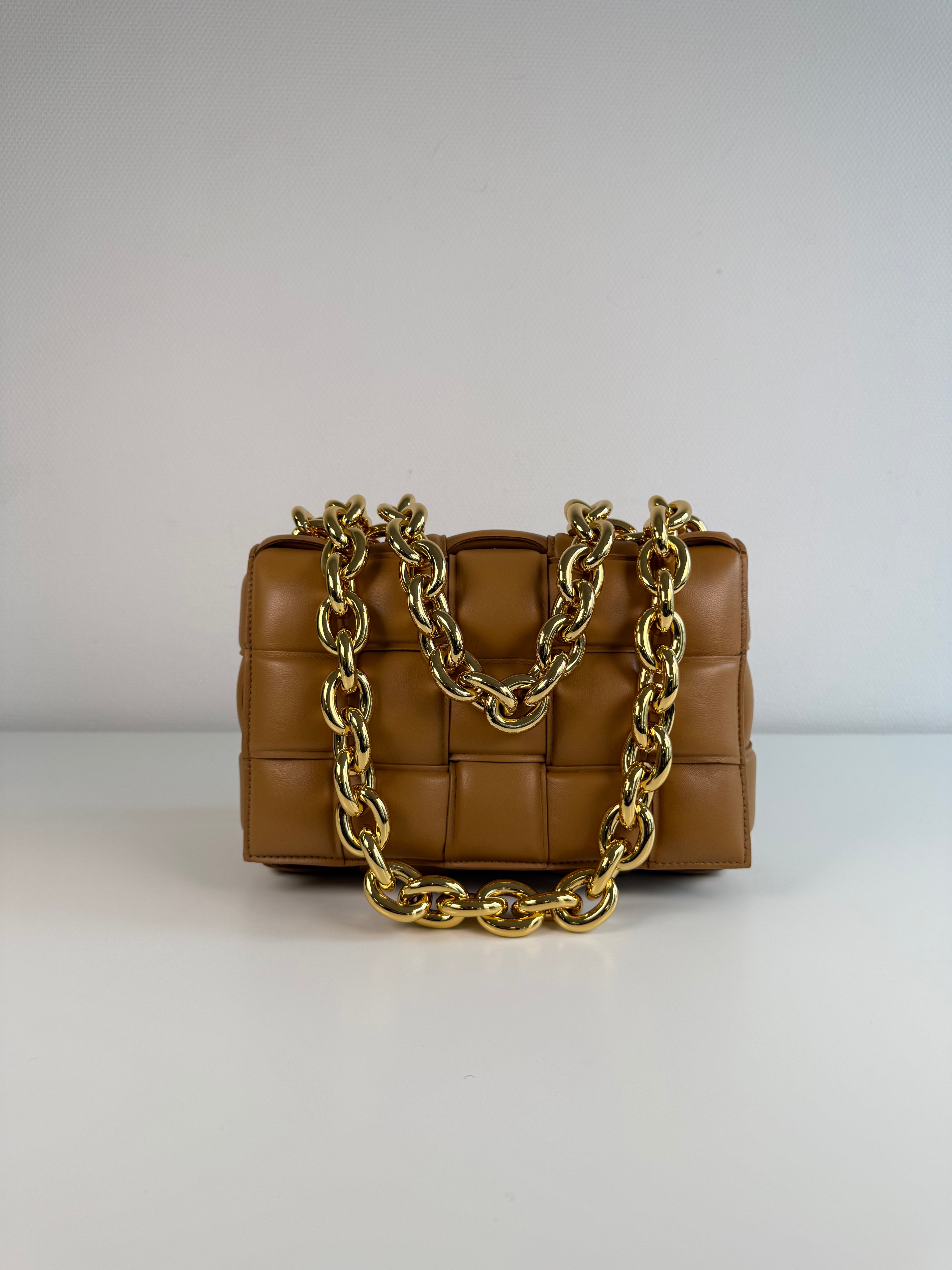 Chain Cassette en cuir Noir