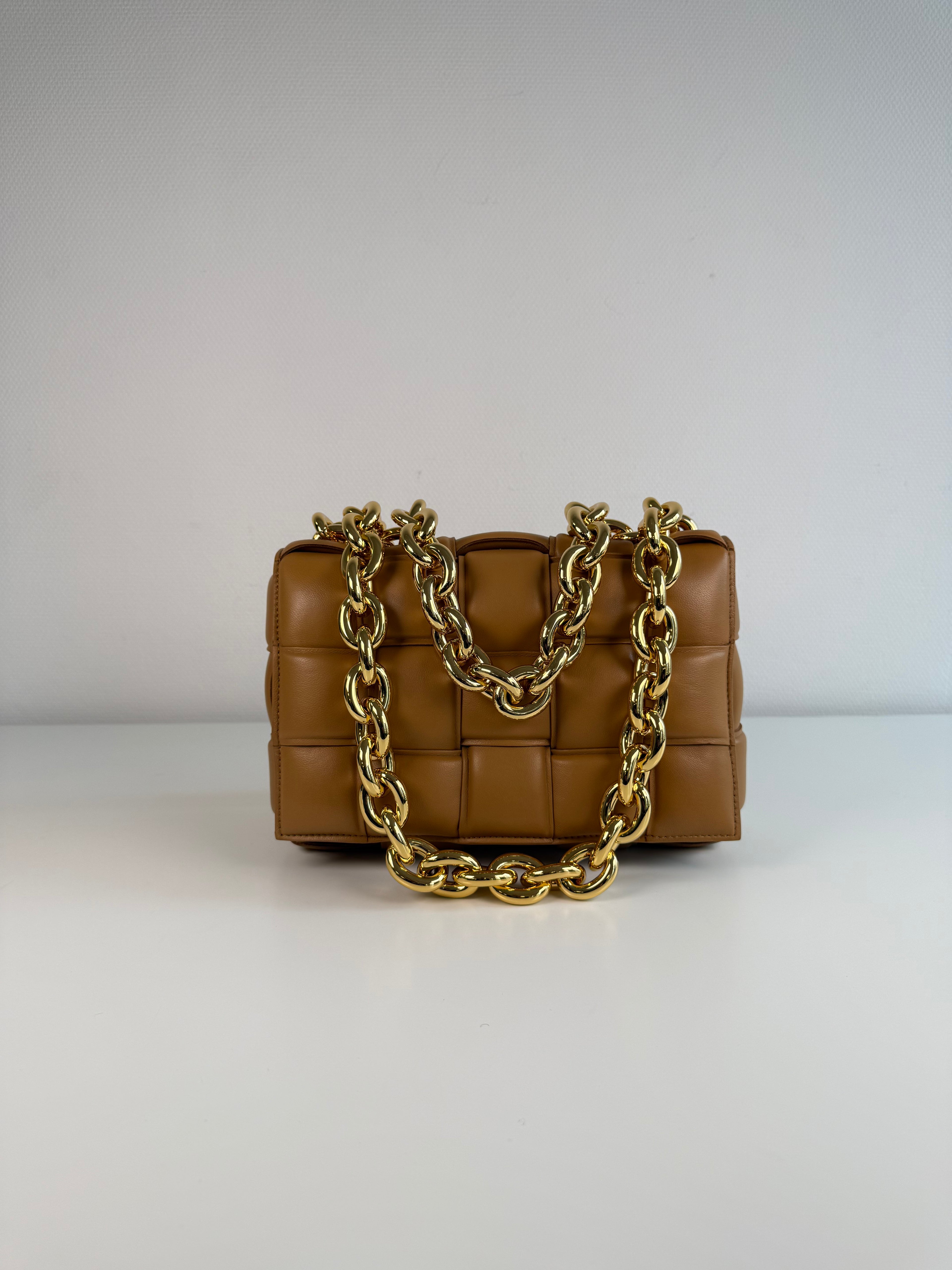 Chain Cassette en cuir Noir