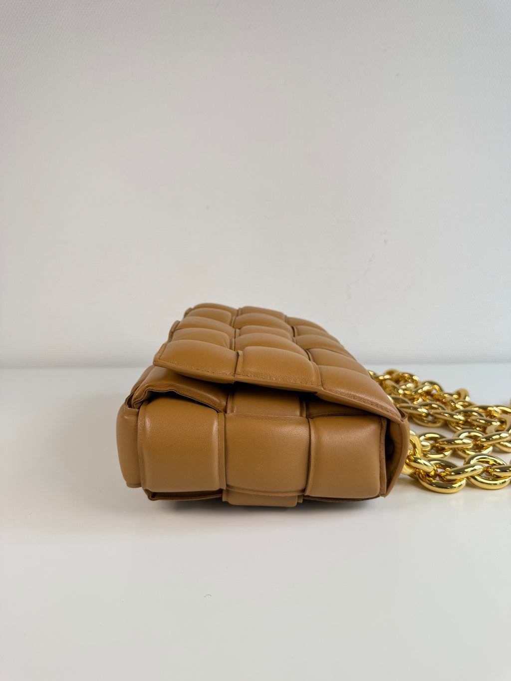Chain Cassette en cuir Camel
