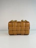Chain Cassette en cuir Camel