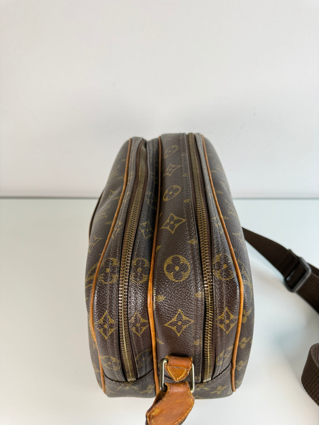 Sac reporter Monogram Louis Vuitton