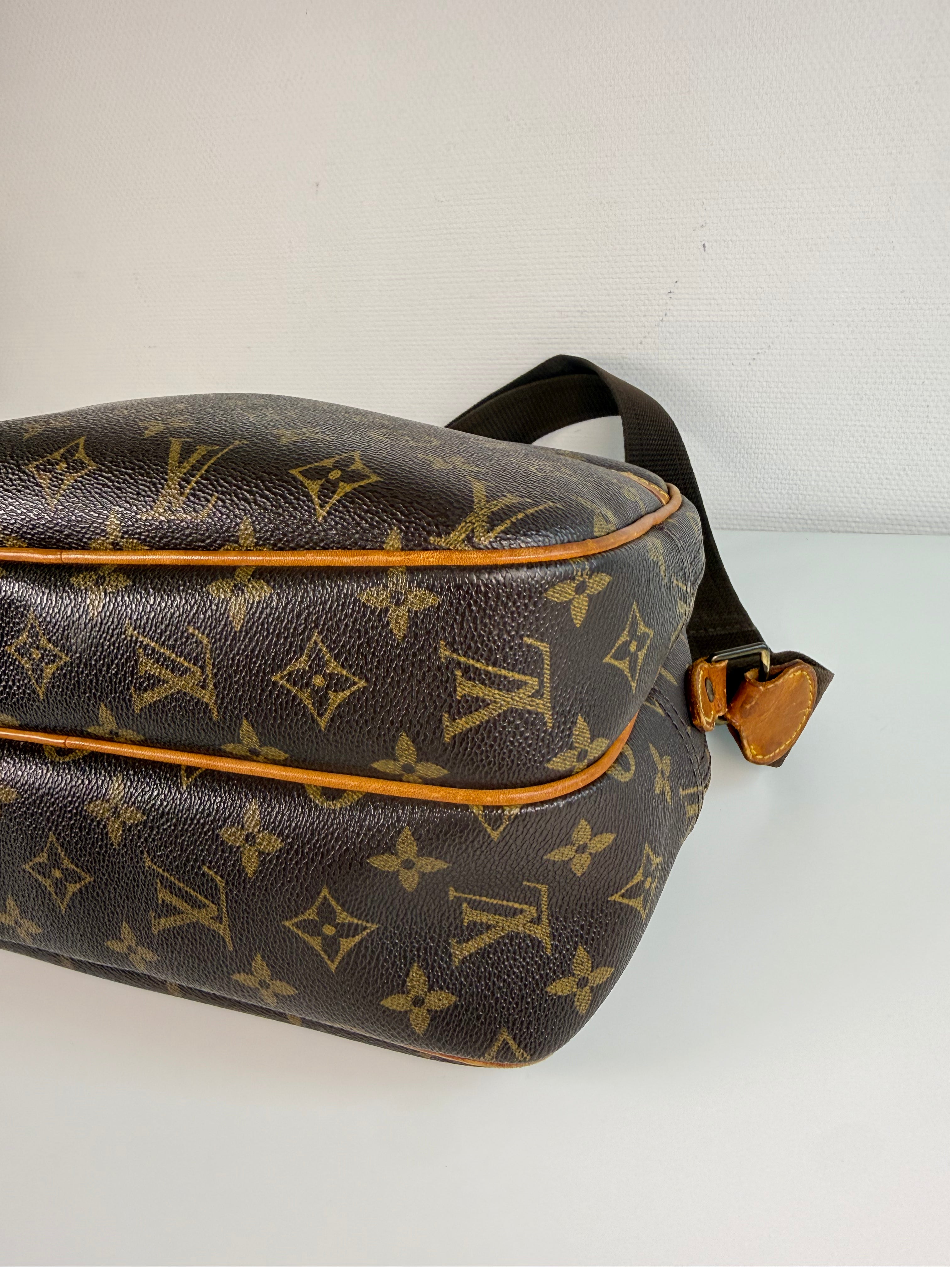 Sac reporter Monogram Louis Vuitton