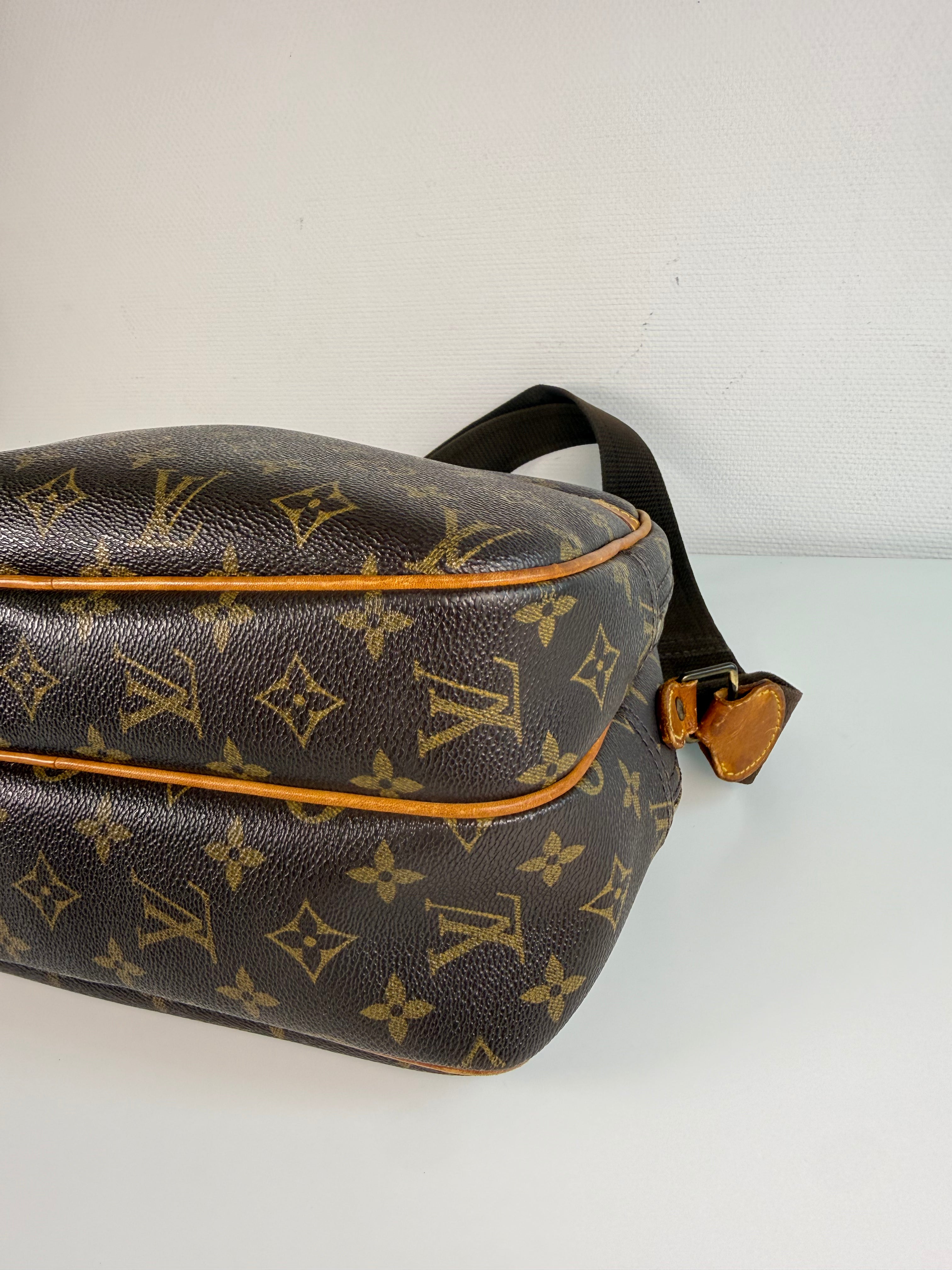 Sac reporter Monogram Louis Vuitton
