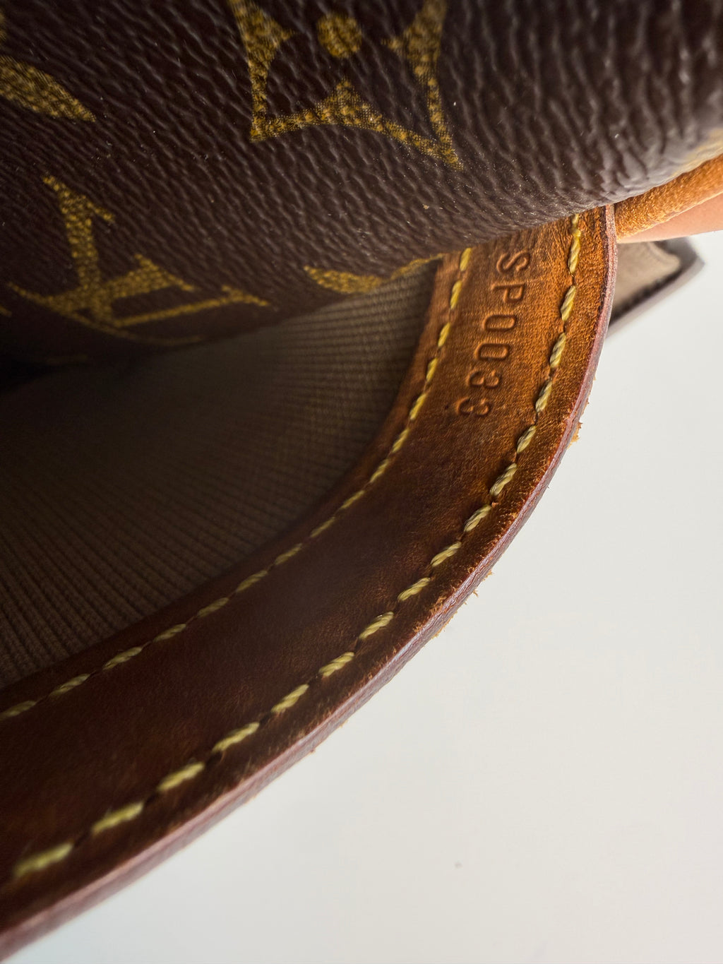 Sac reporter Monogram Louis Vuitton