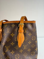 Bucket PM en toile Monogram marron