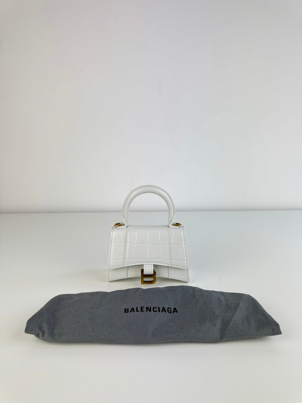 Super mini Hourglass