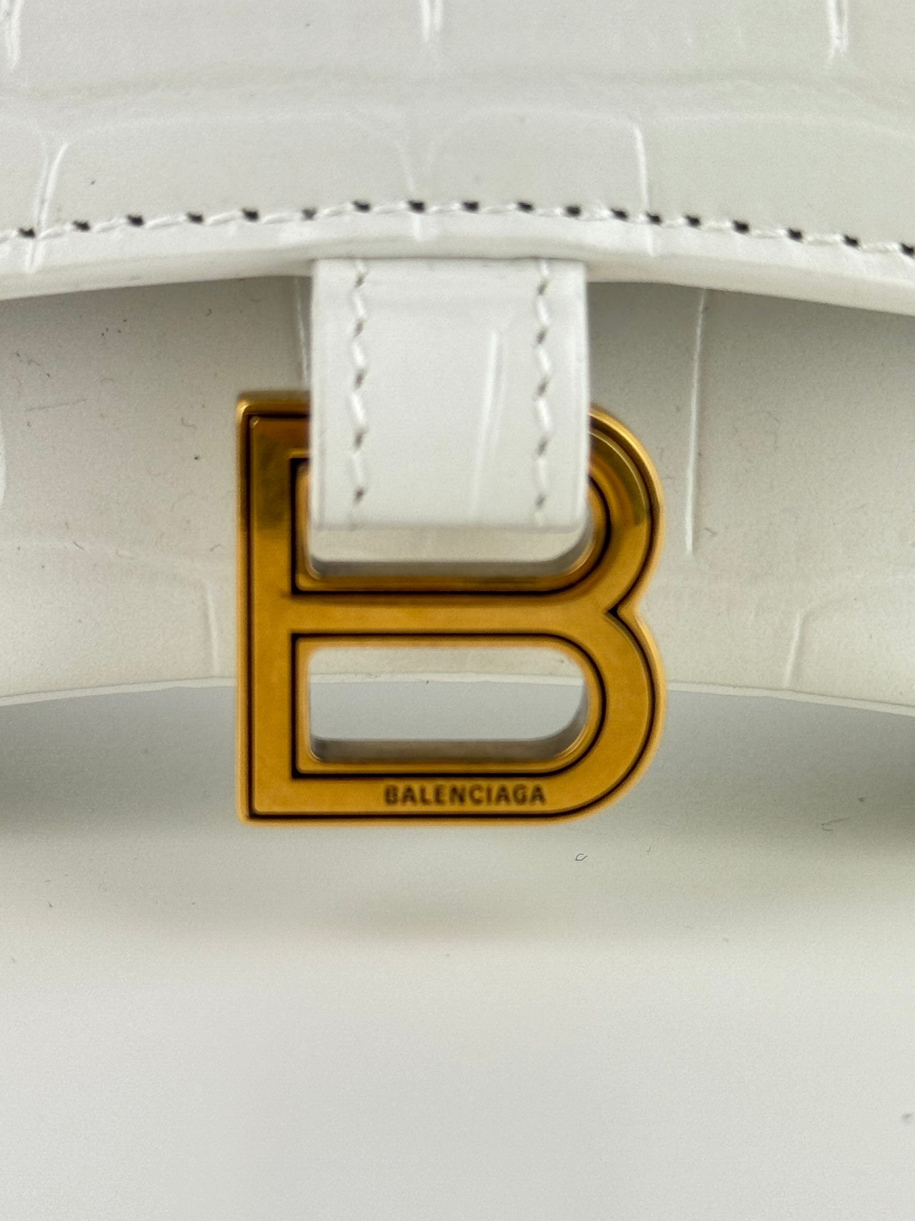 Super mini Hourglass