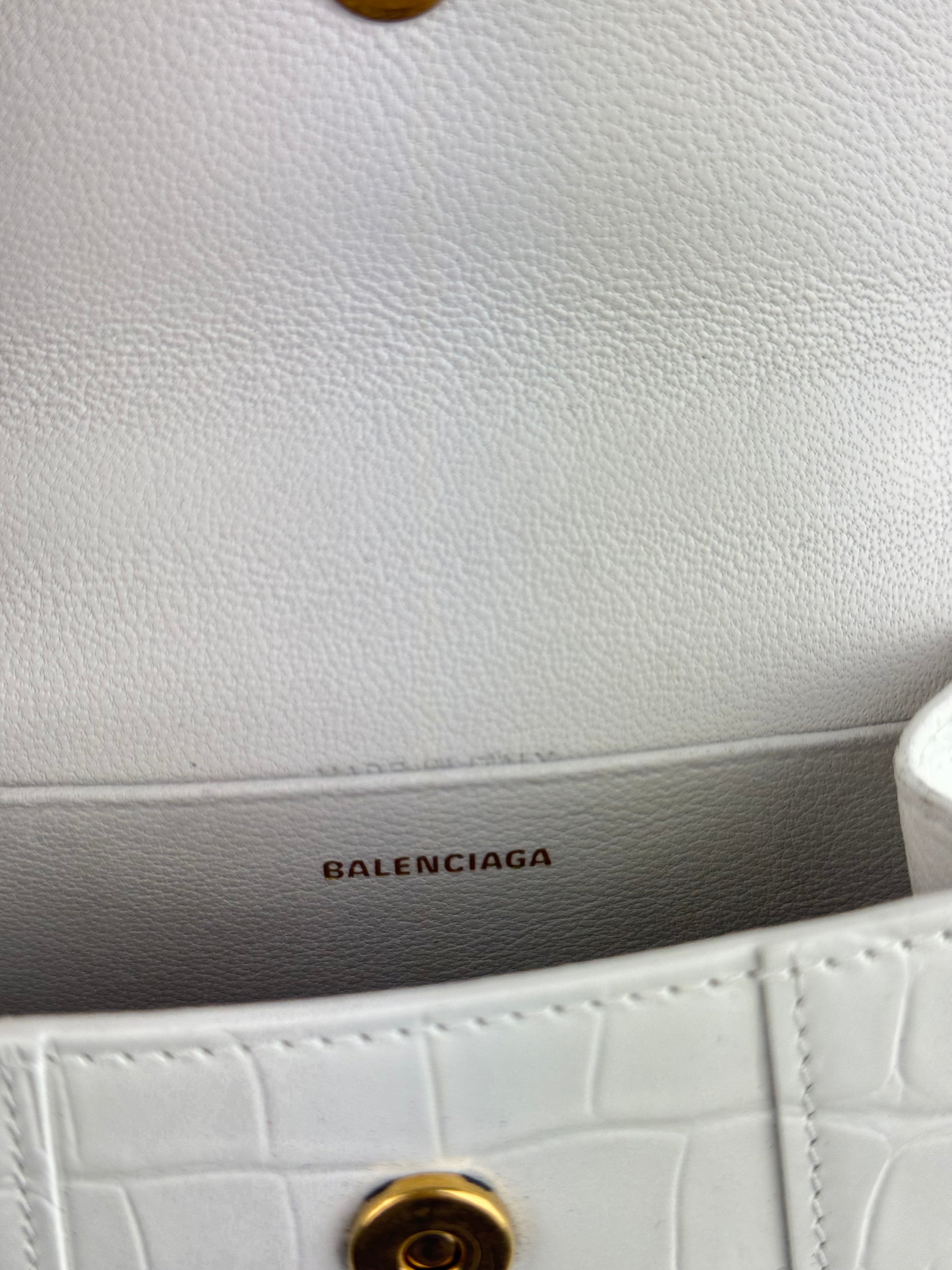 Super mini Hourglass