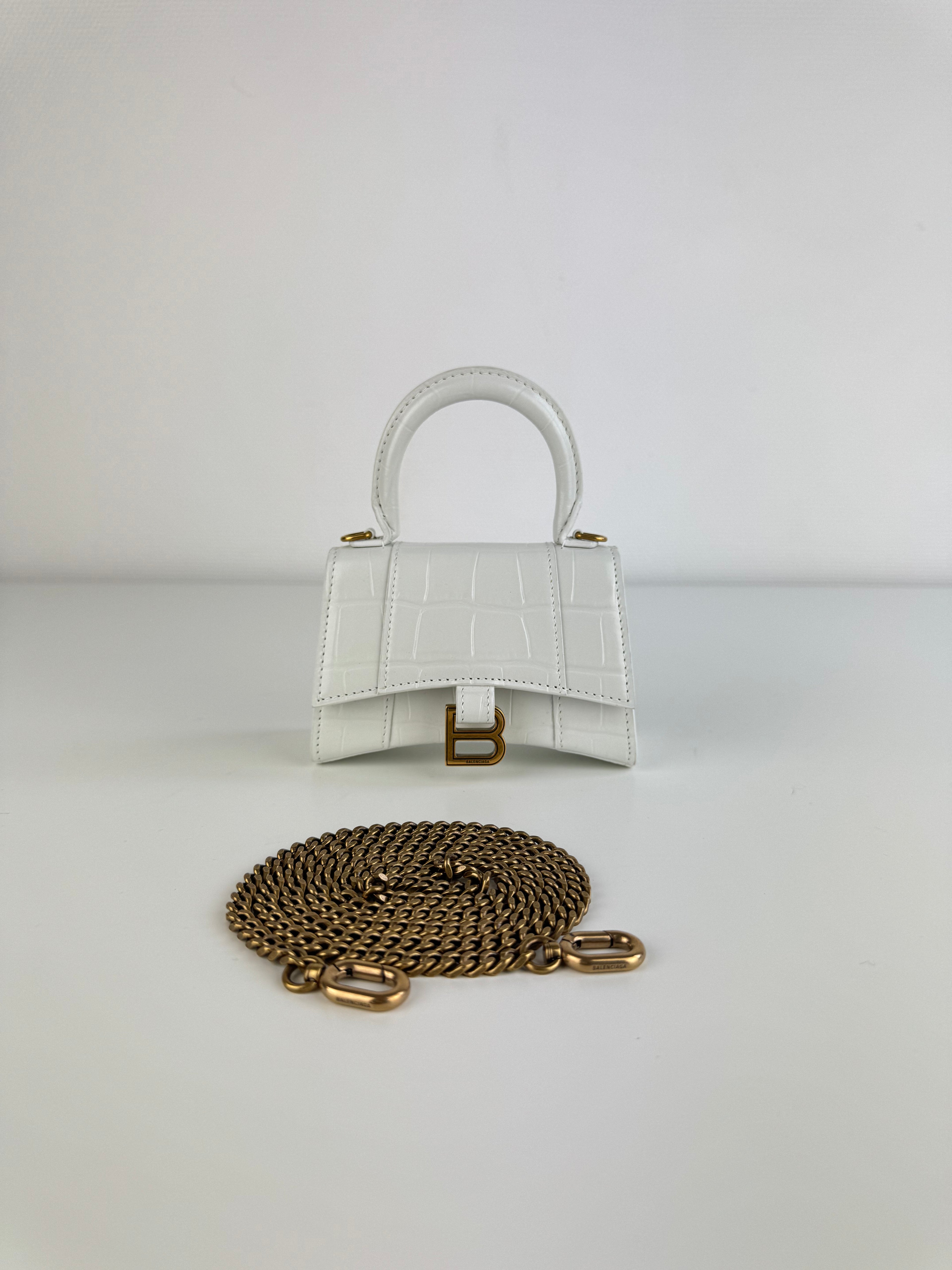 Super mini Hourglass