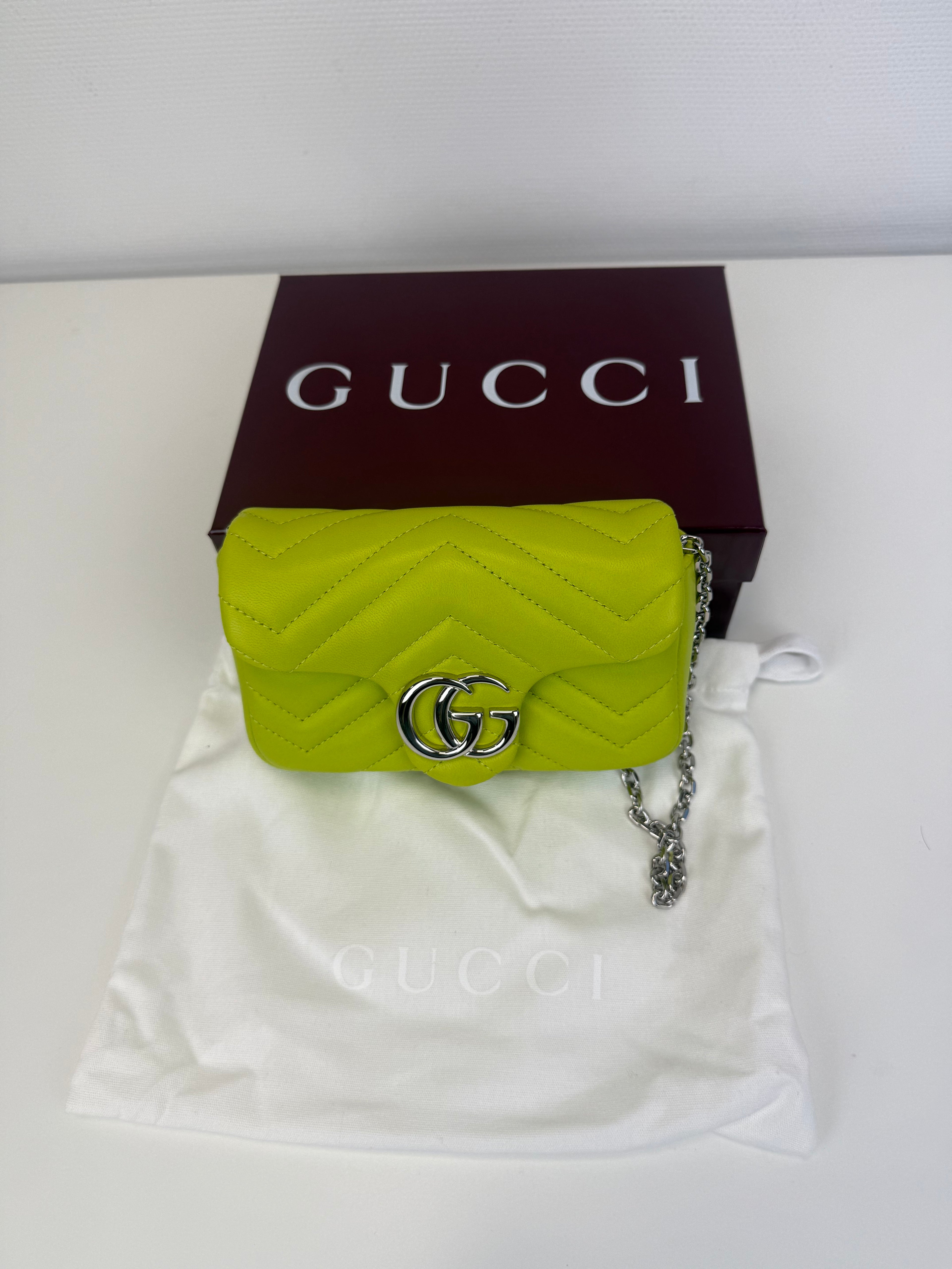 Super mini Marmont Gucci