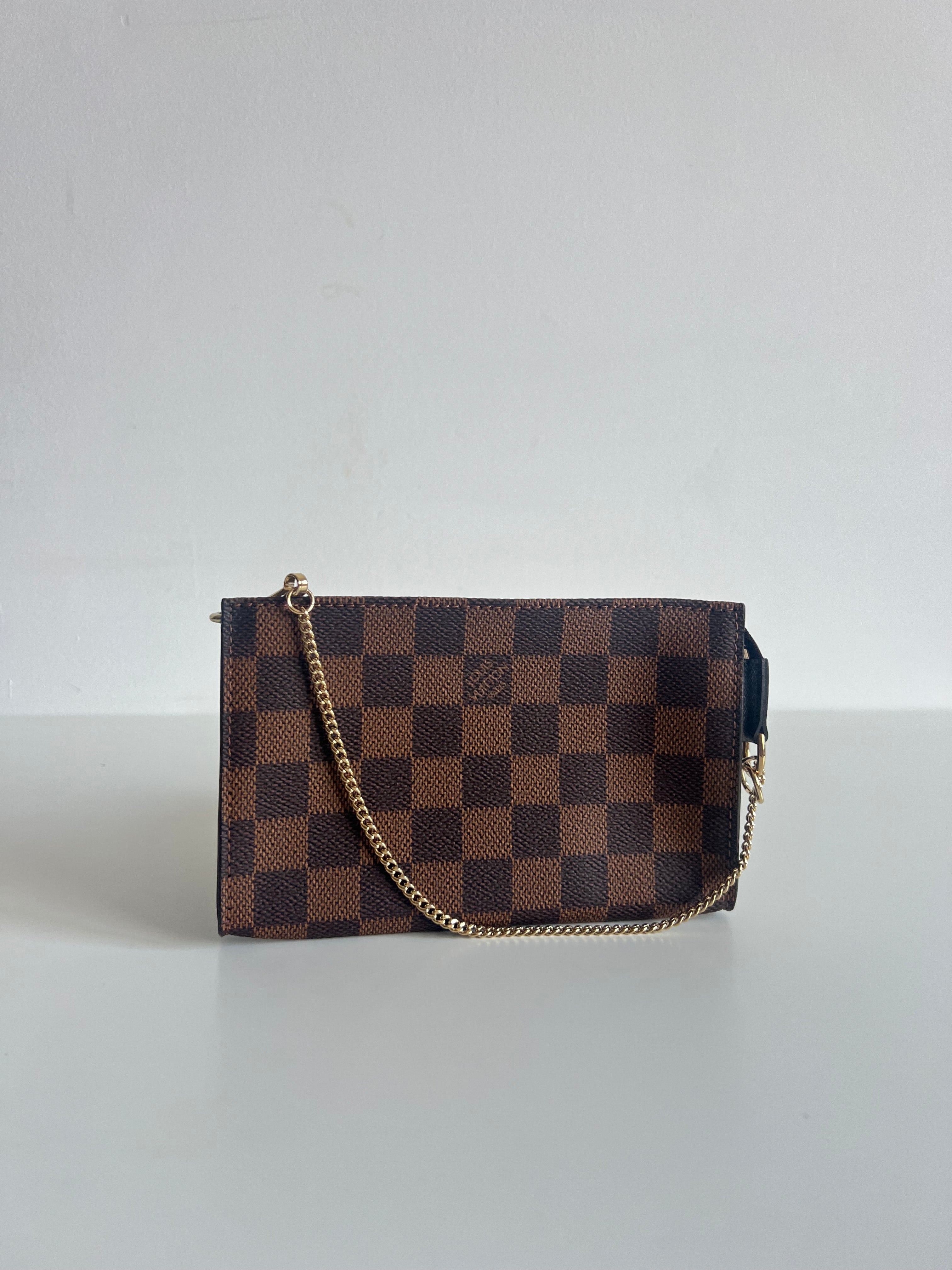 Pochette accessoires