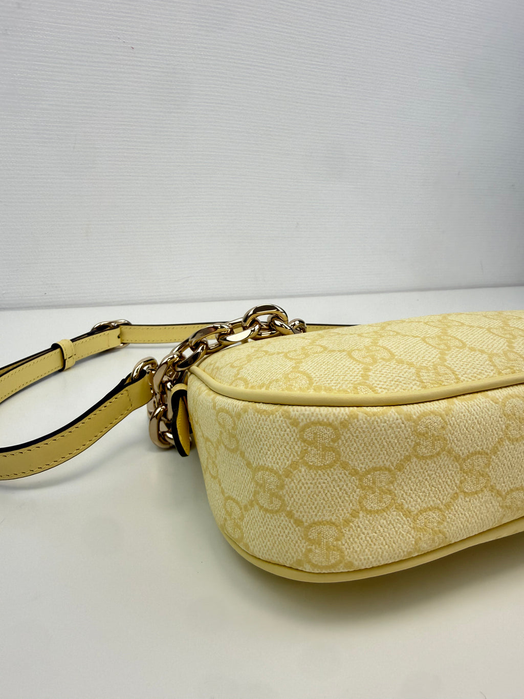 GG Emblem small shoulder bag Gucci