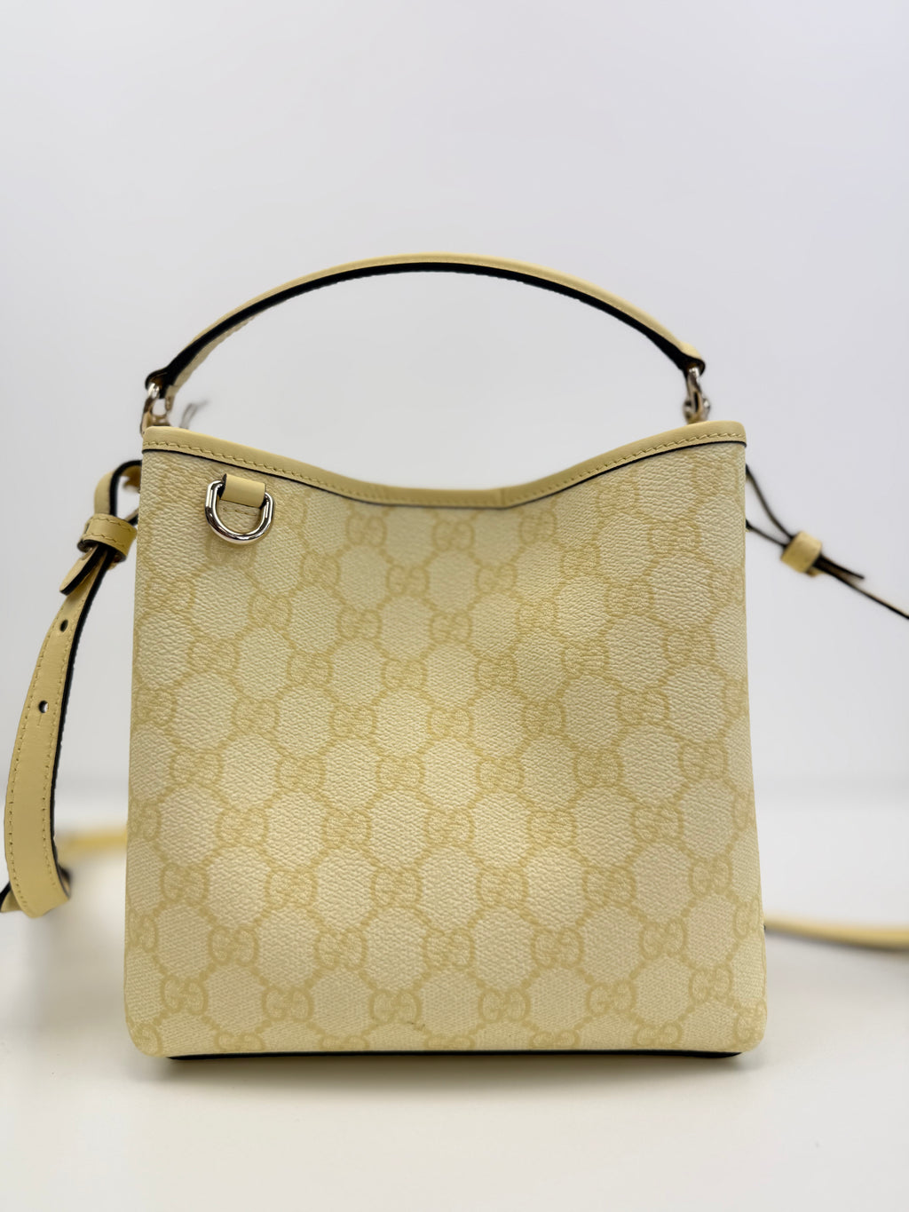 Sac GG Emblem en coton enduit grainé avec monogramme Gucci