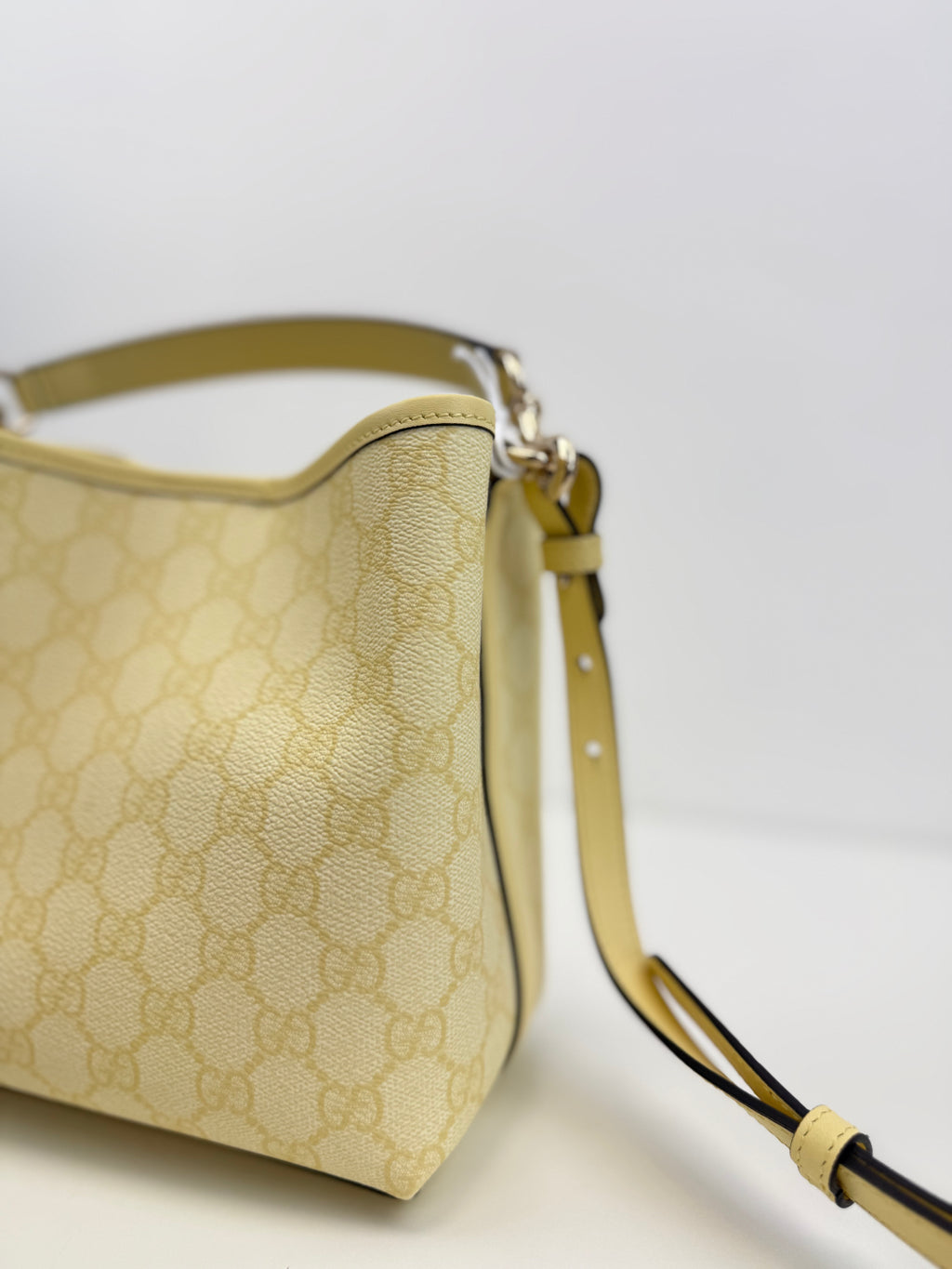 Sac GG Emblem en coton enduit grainé avec monogramme Gucci