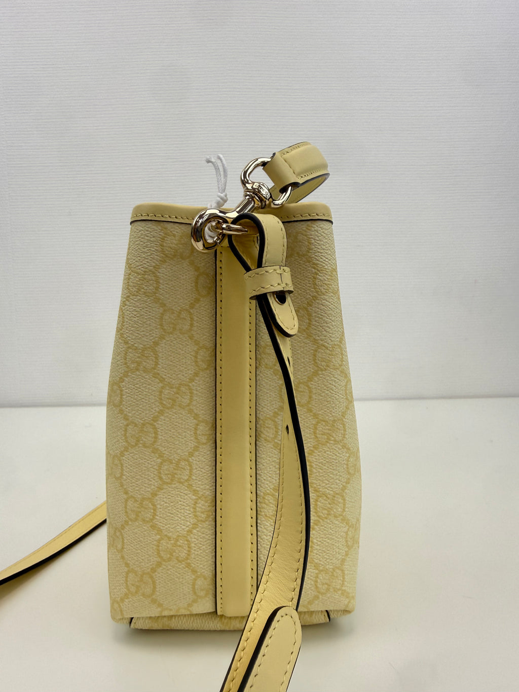 Sac GG Emblem en coton enduit grainé avec monogramme Gucci