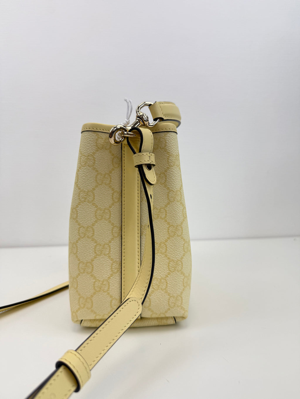Sac GG Emblem en coton enduit grainé avec monogramme Gucci