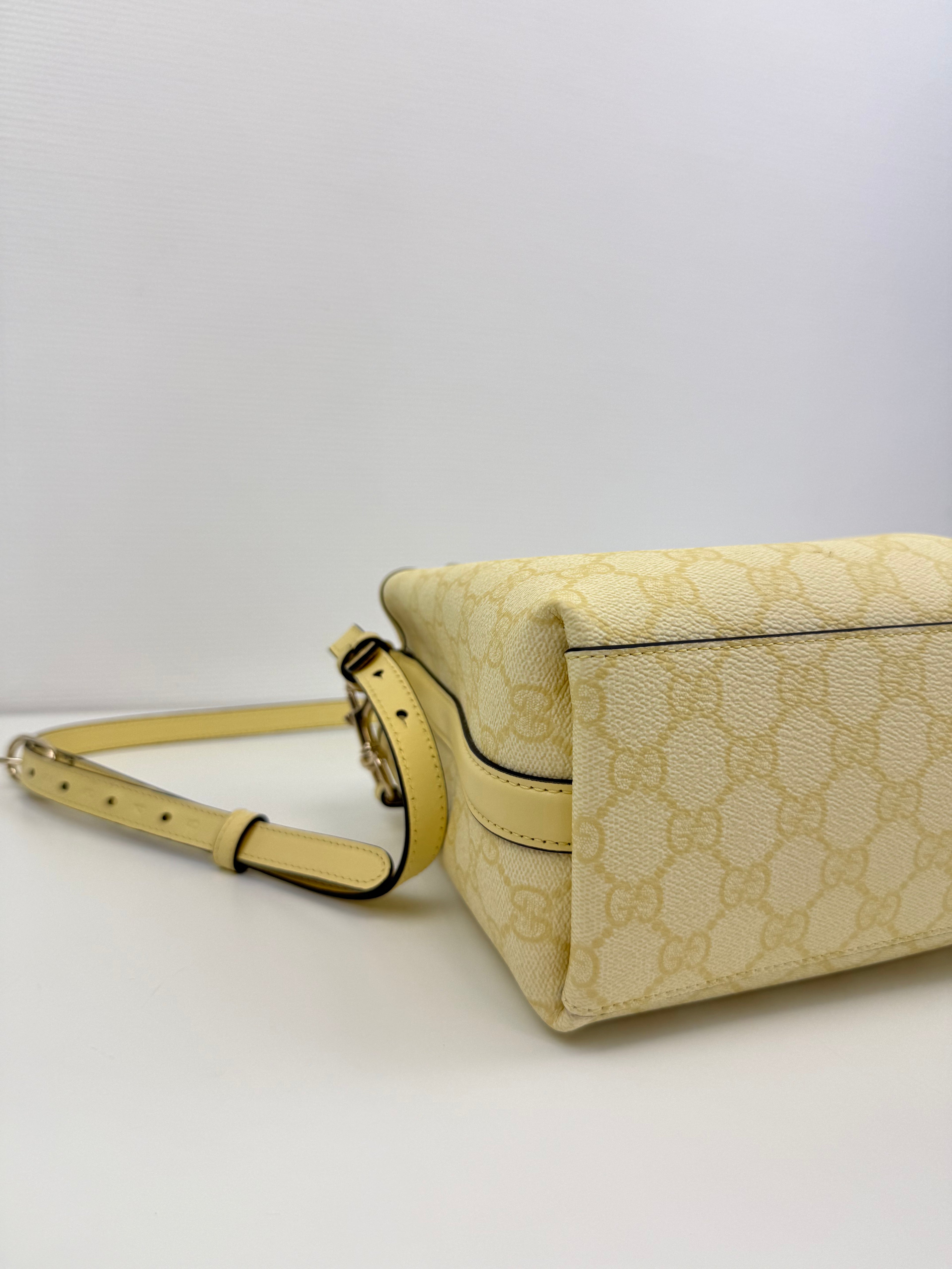 Sac GG Emblem en coton enduit grainé avec monogramme Gucci