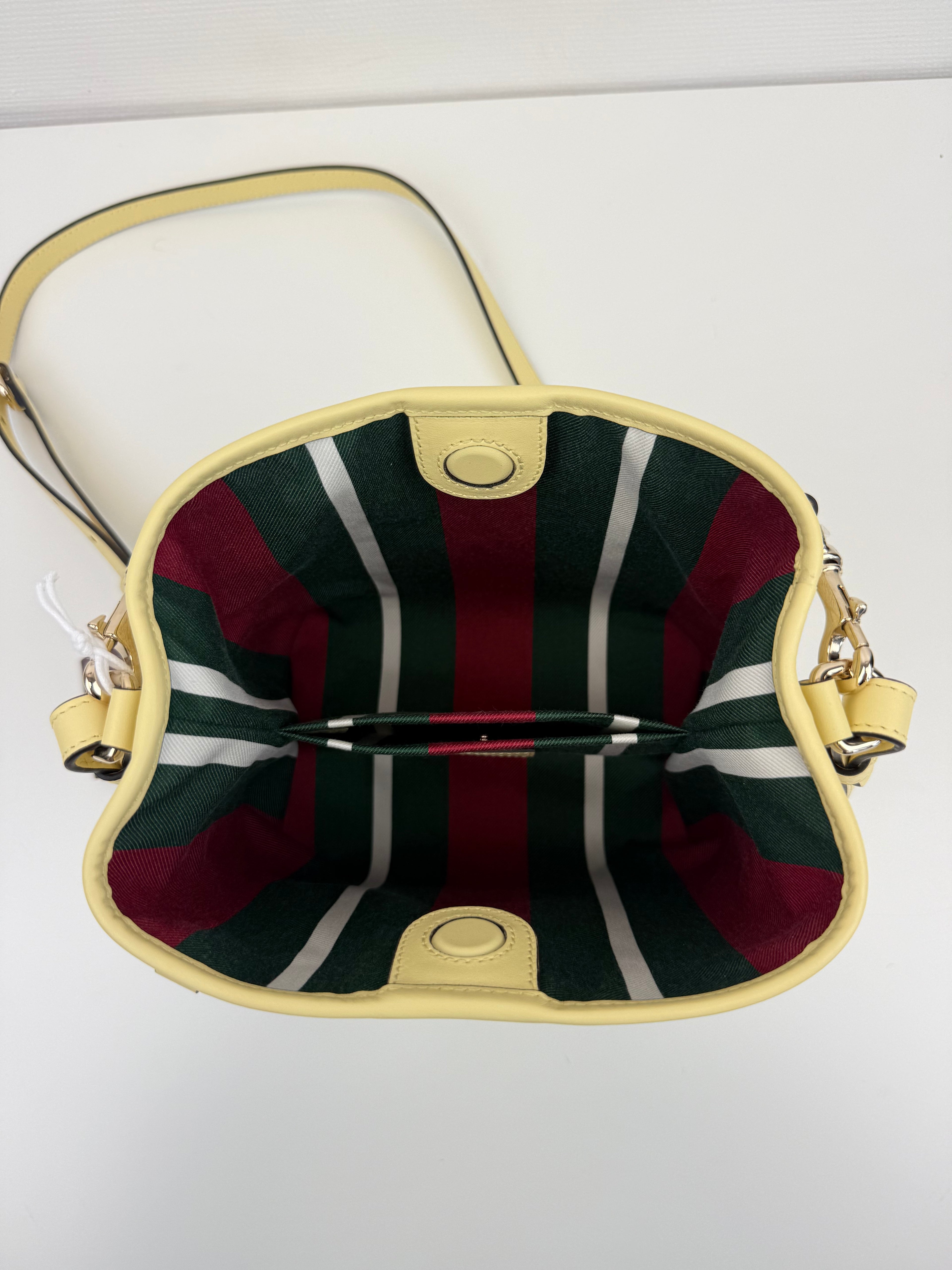 Sac GG Emblem en coton enduit grainé avec monogramme Gucci