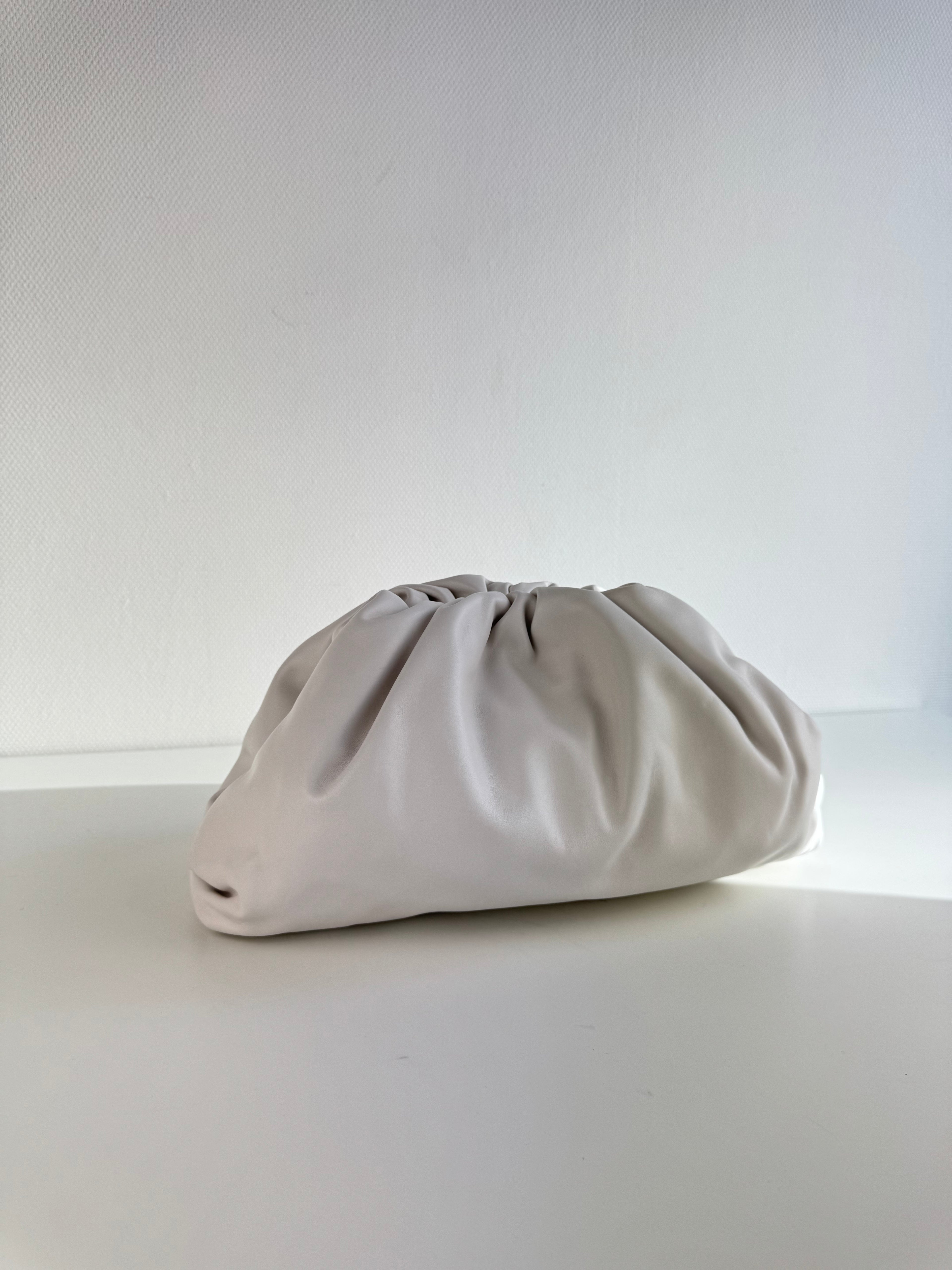 Sac Pouch Bottega Veneta