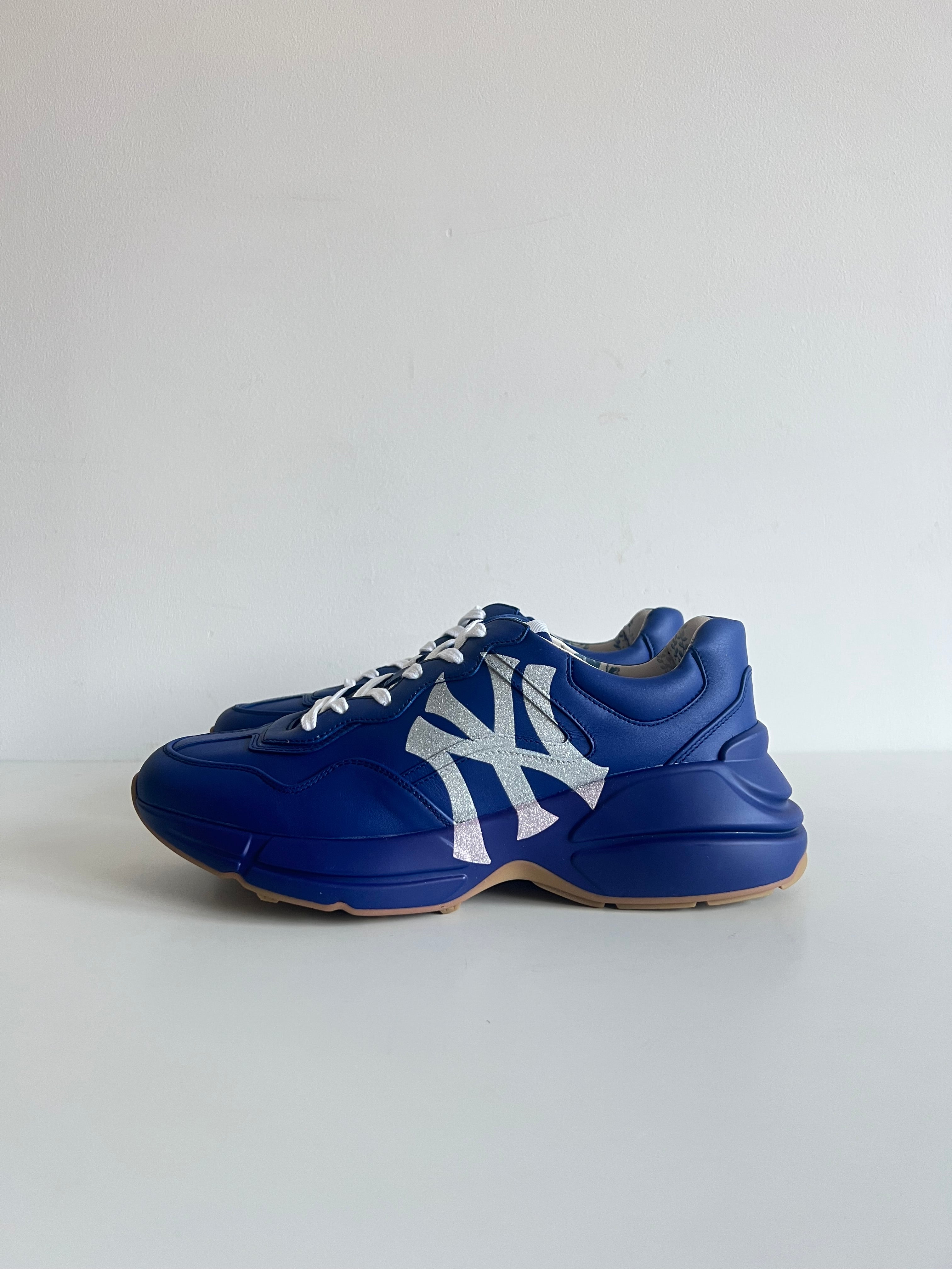 Rhyton Limited edition