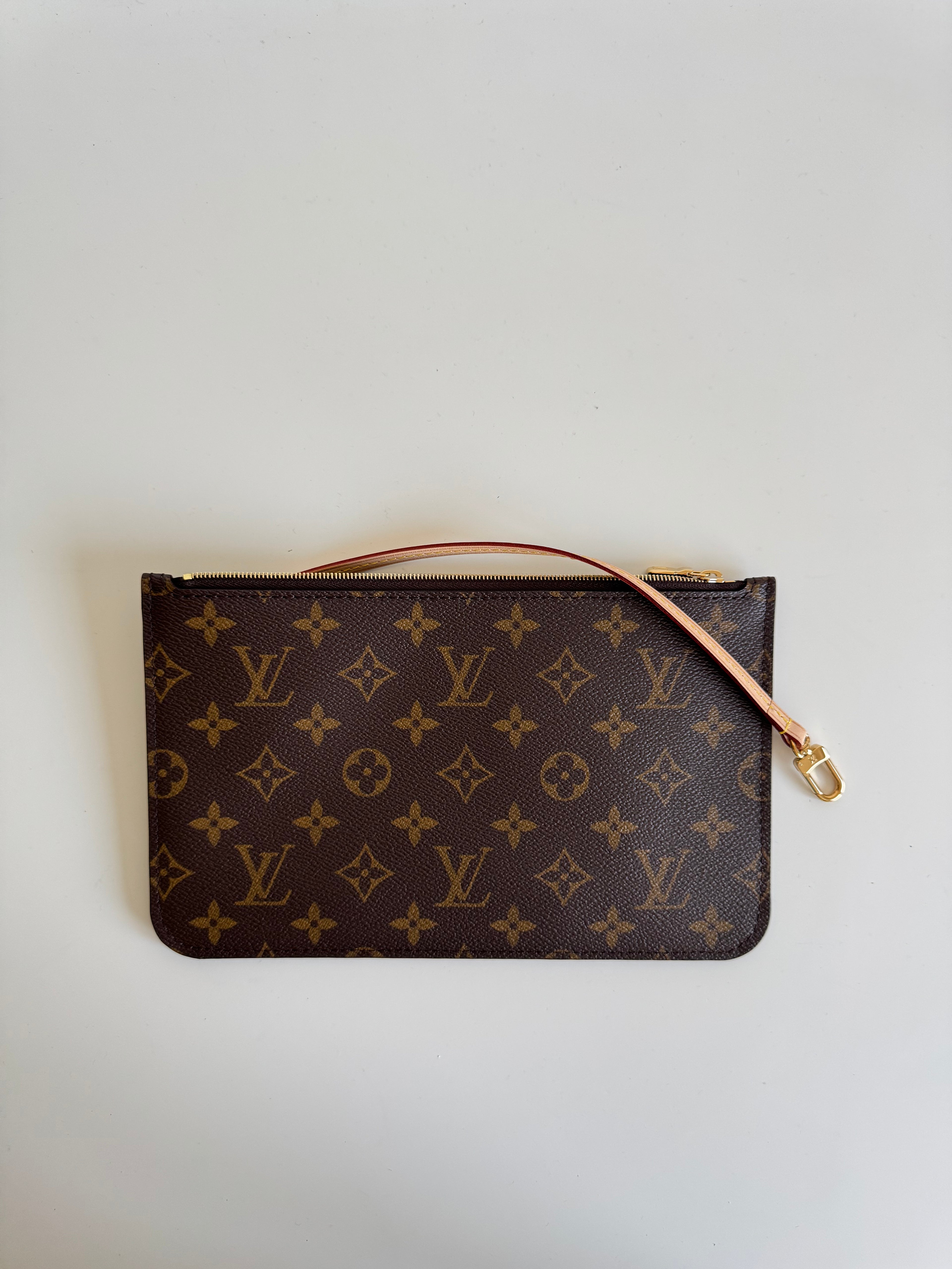 Pochette neverfull Louis Vuitton