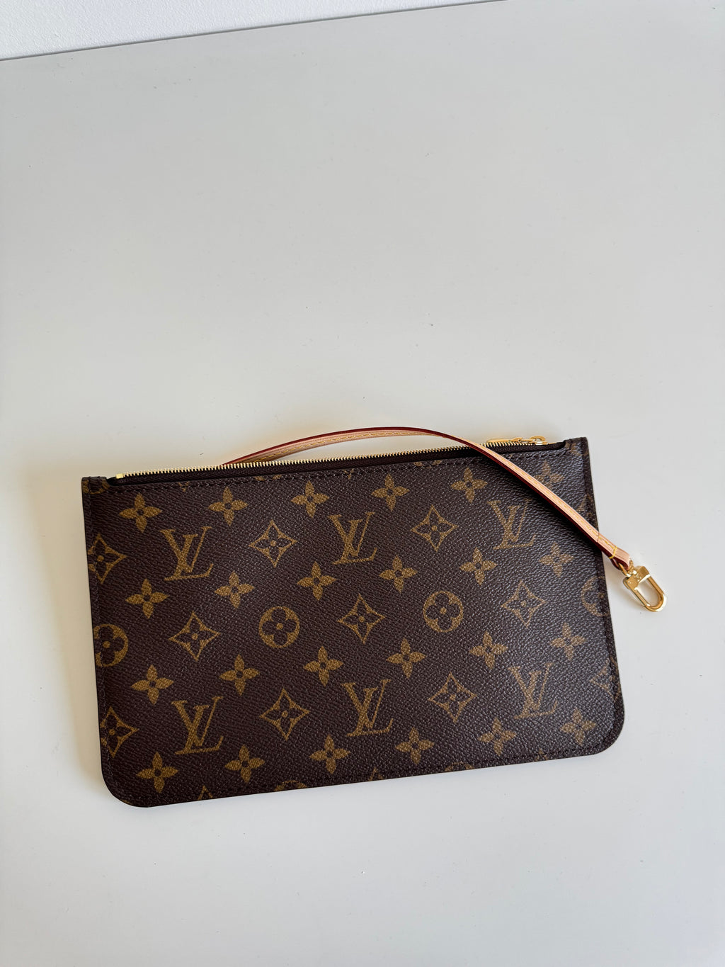 Pochette neverfull Louis Vuitton