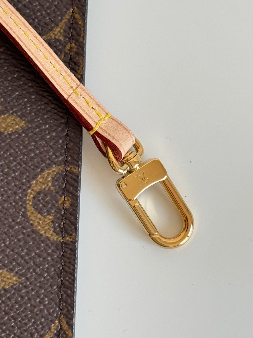 Pochette neverfull Louis Vuitton