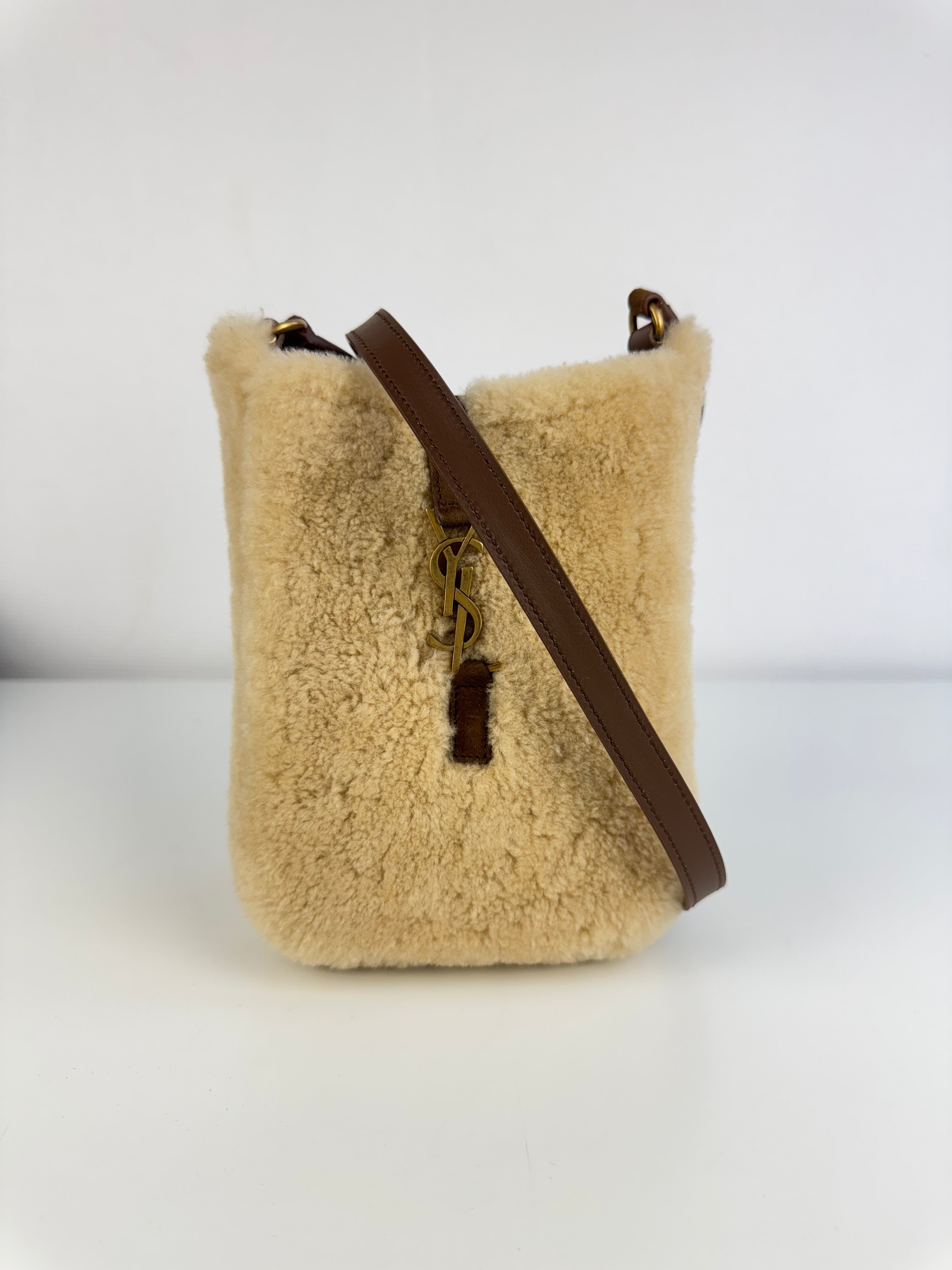 5 à 7 vertical Saint Laurent