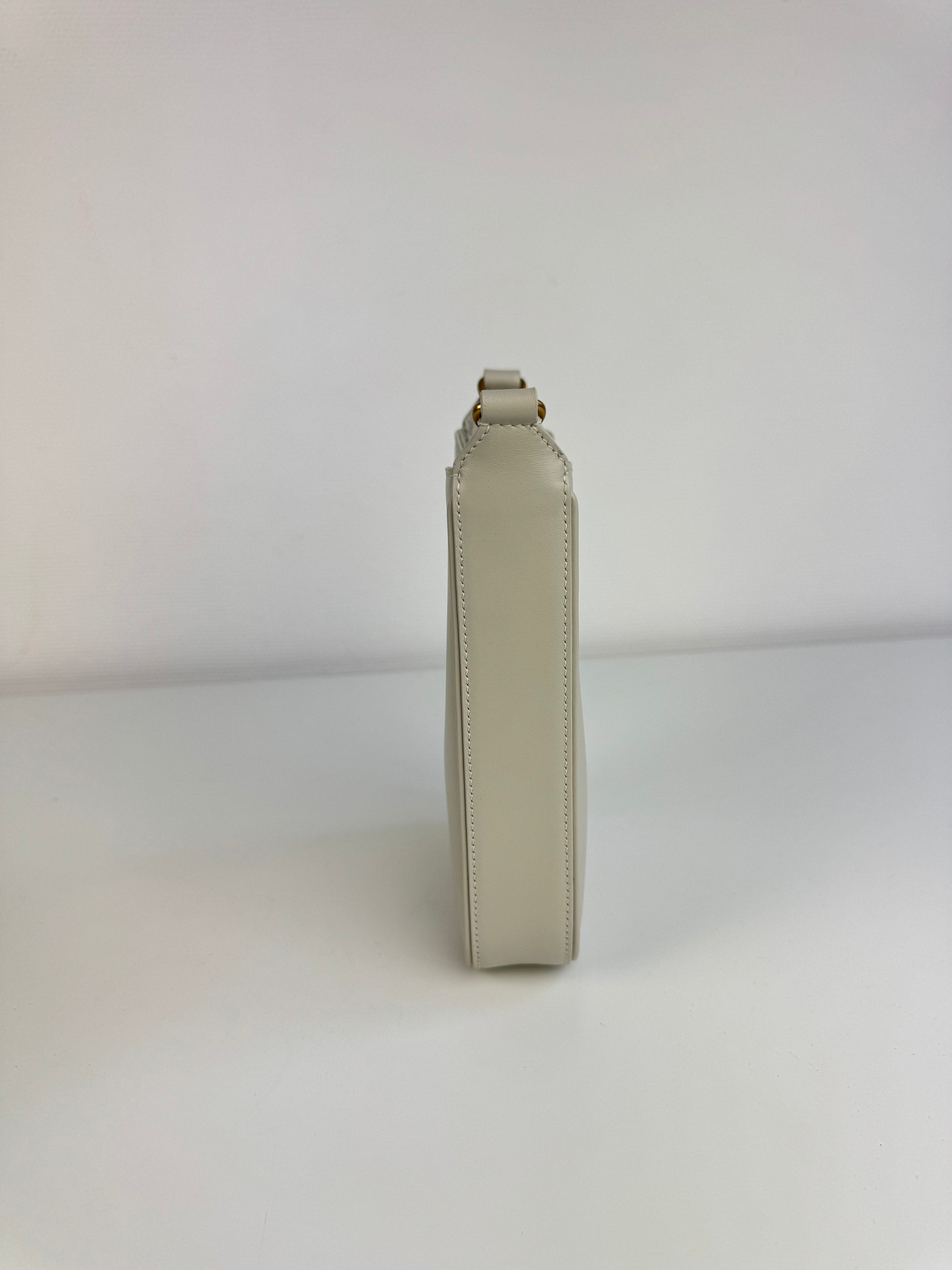 5 à 7 Vertical Saint Laurent