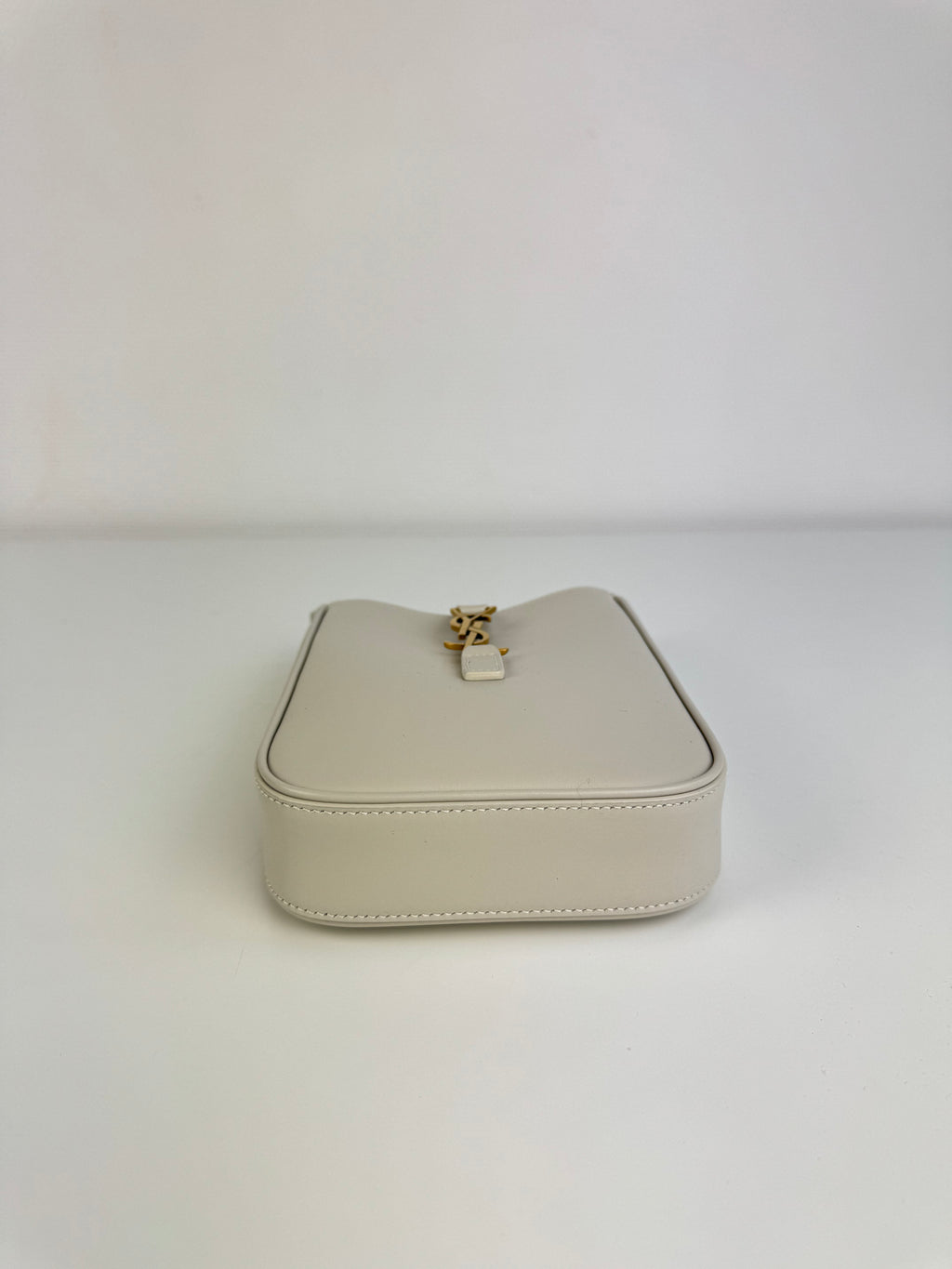 5 à 7 Vertical Saint Laurent