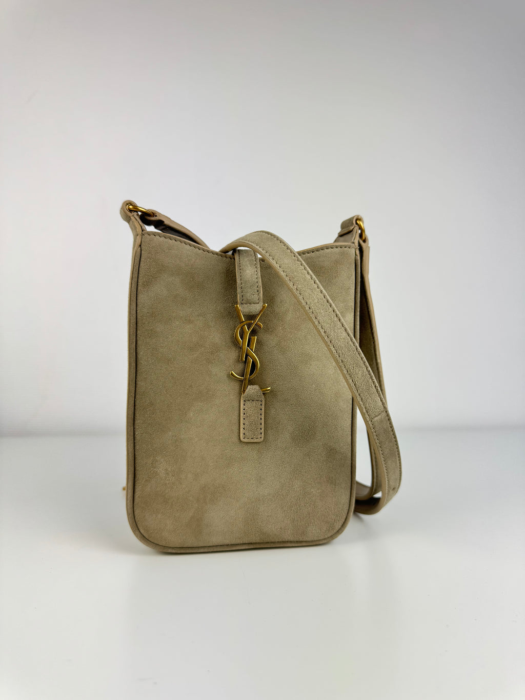 5 à 7 Vertical Saint Laurent