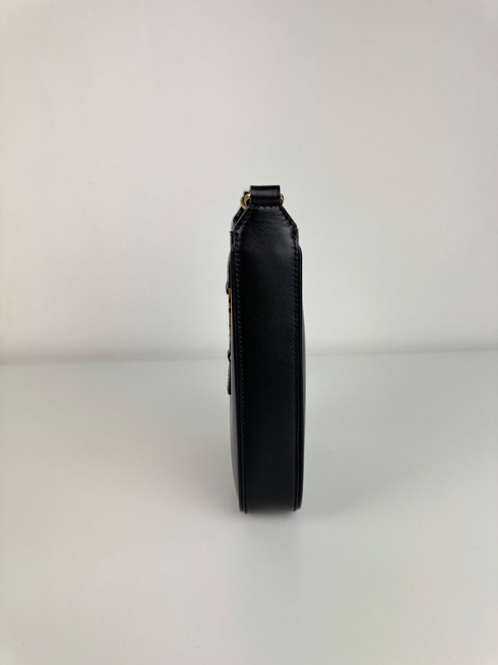 5 à 7 Vertical Saint Laurent