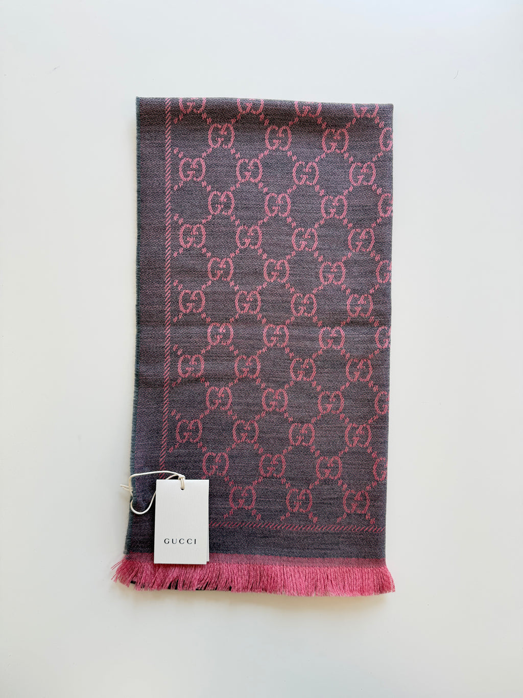 SEULEMENT 5 PIÈCES - Écharpe réversible Gucci