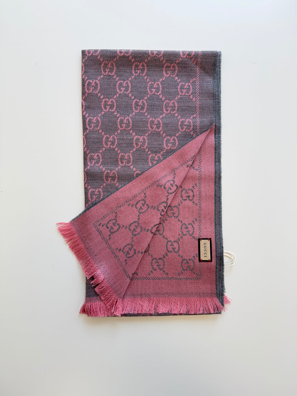 SEULEMENT 5 PIÈCES - Écharpe réversible Gucci