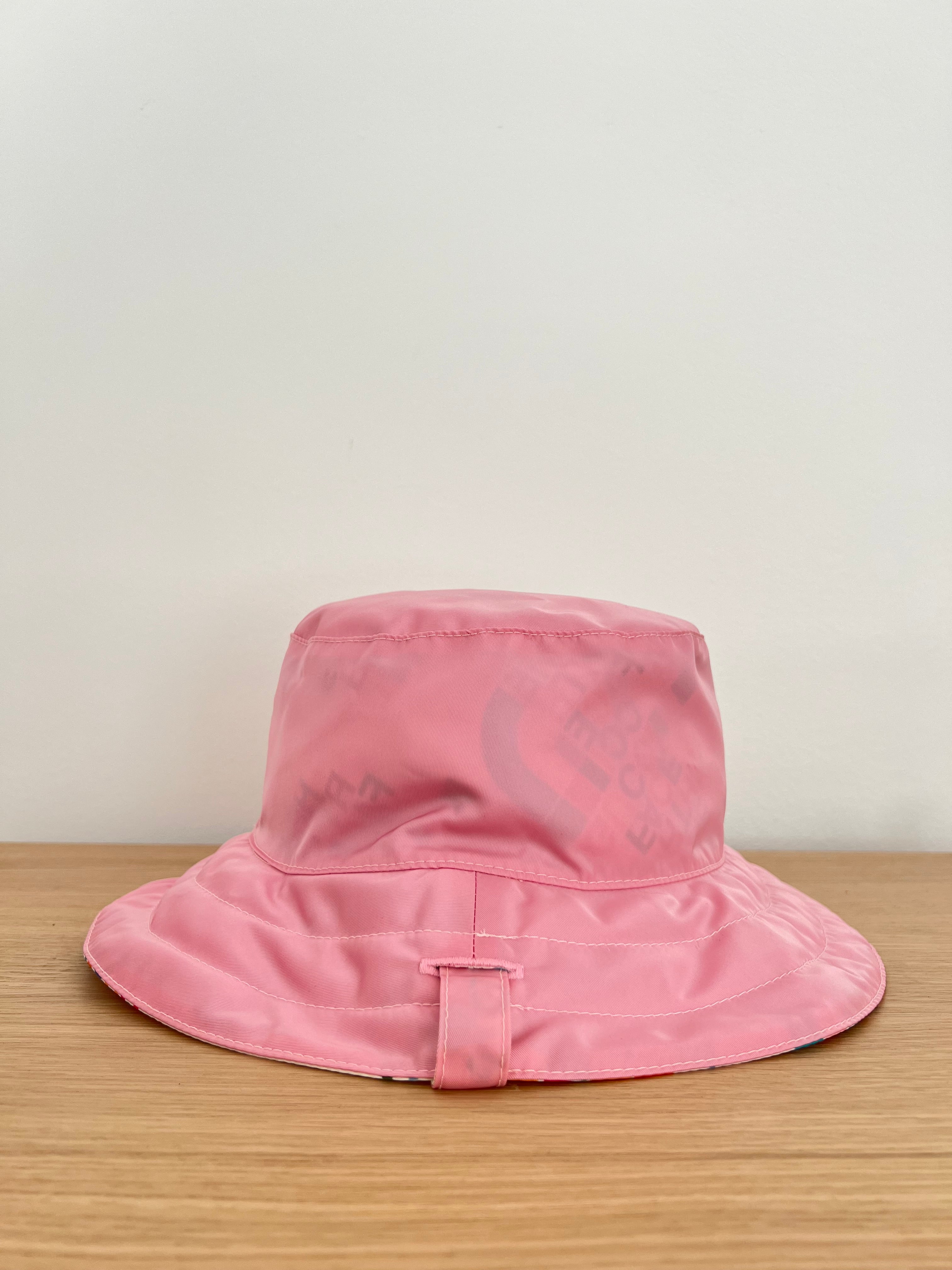 Chapeau bob TNF x Gucci