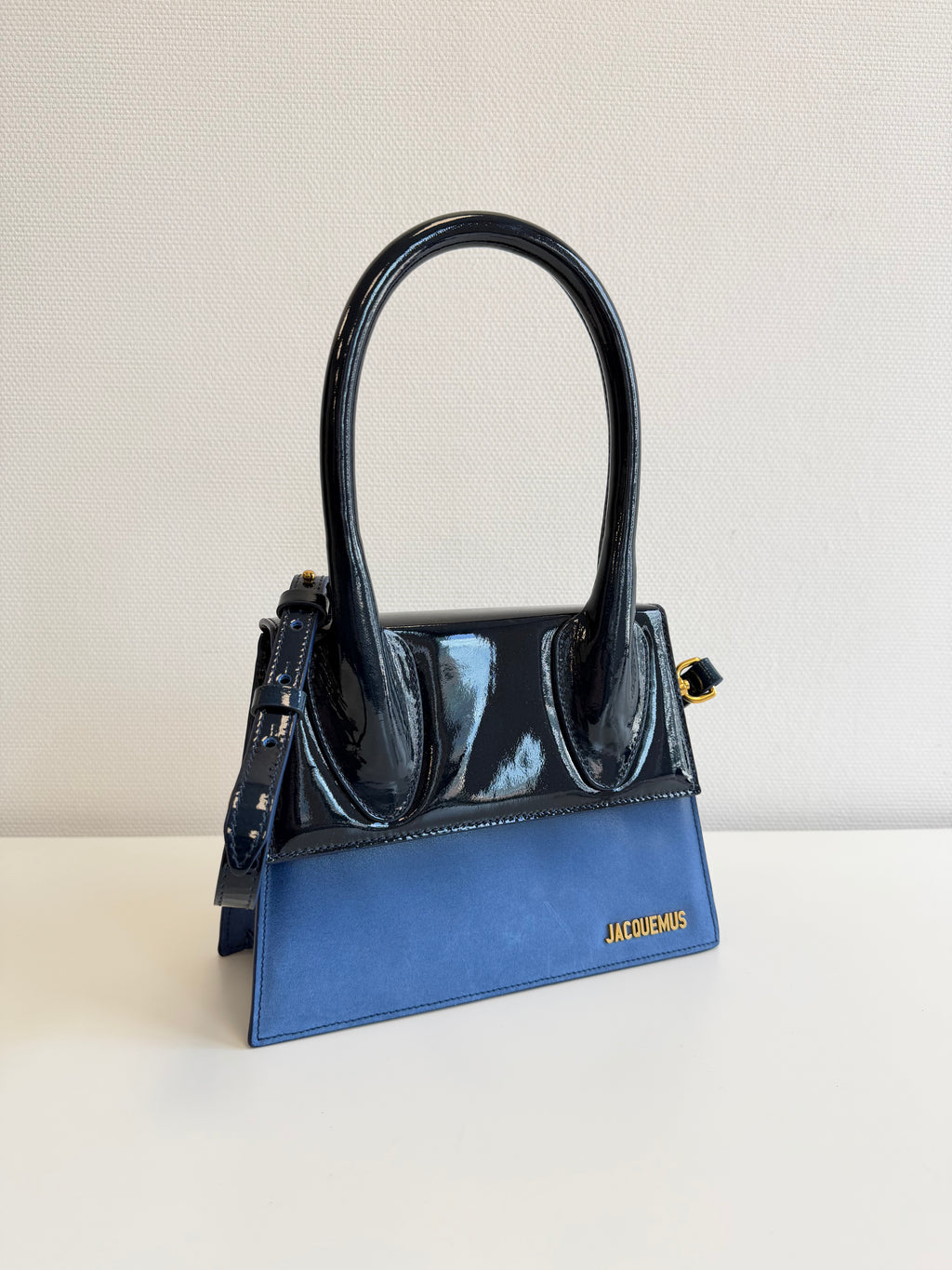 Le Grand Chiquito Jacquemus