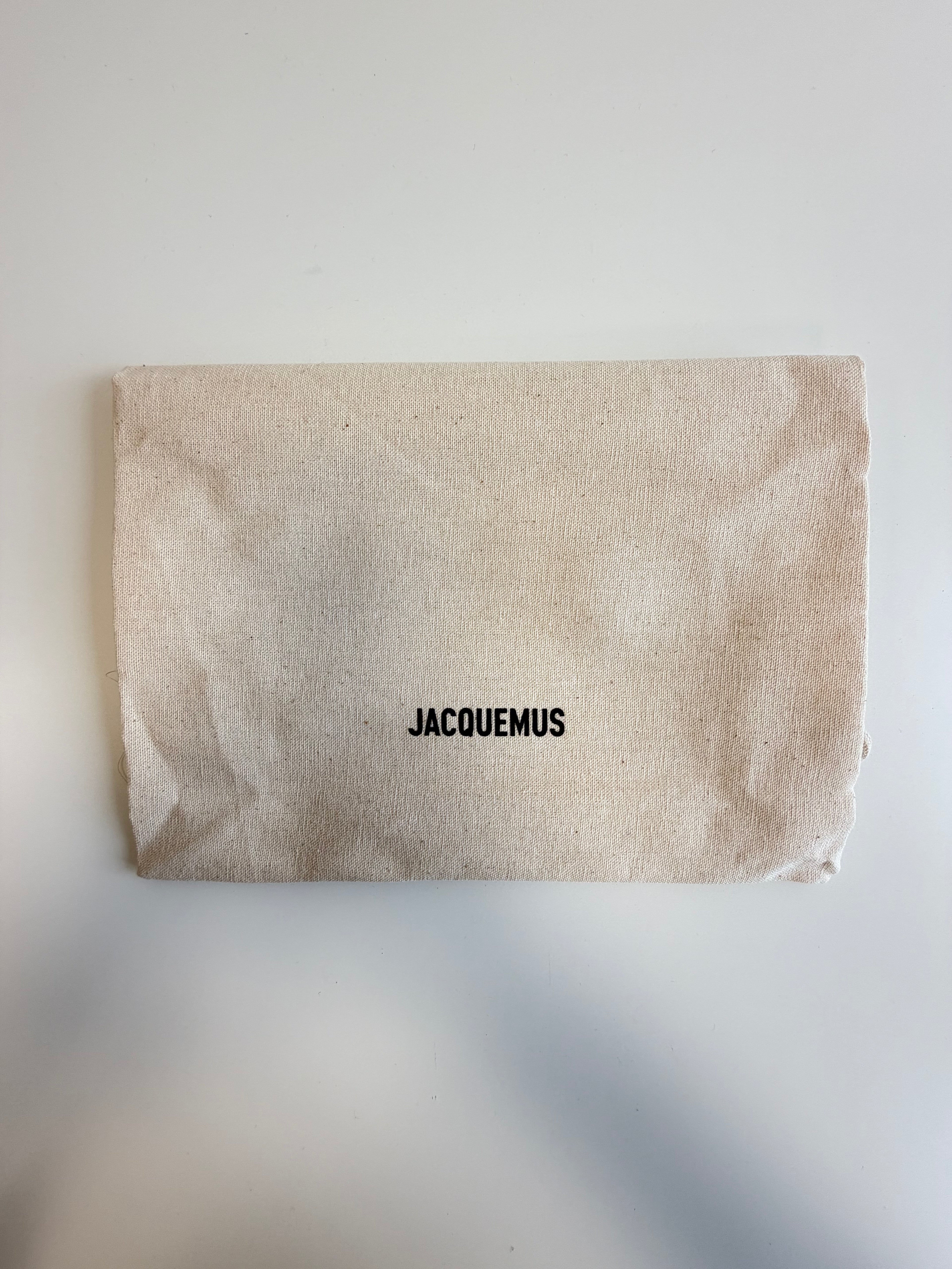 Le Grand Chiquito Jacquemus