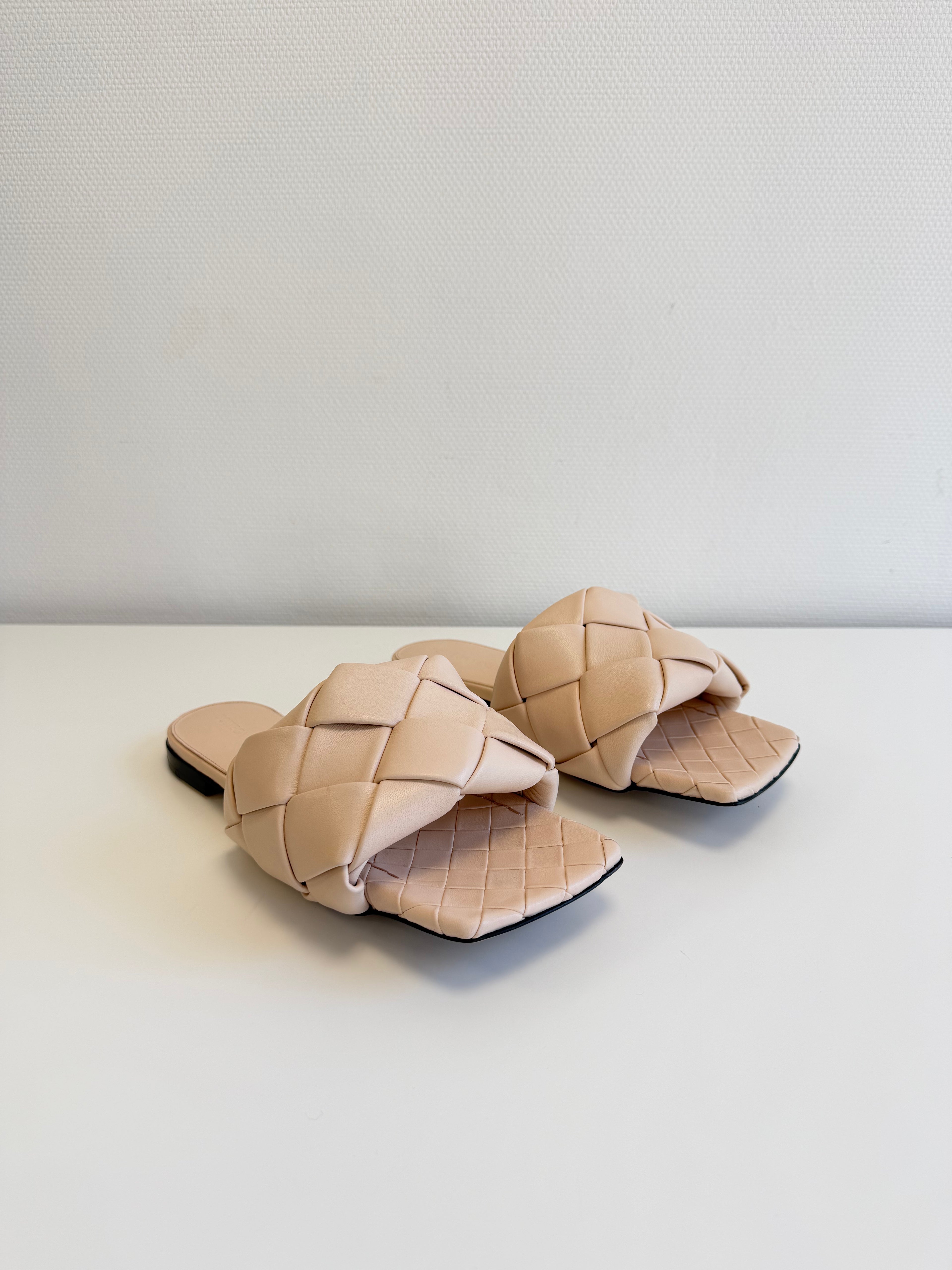 Sandales Lido Bottega Veneta