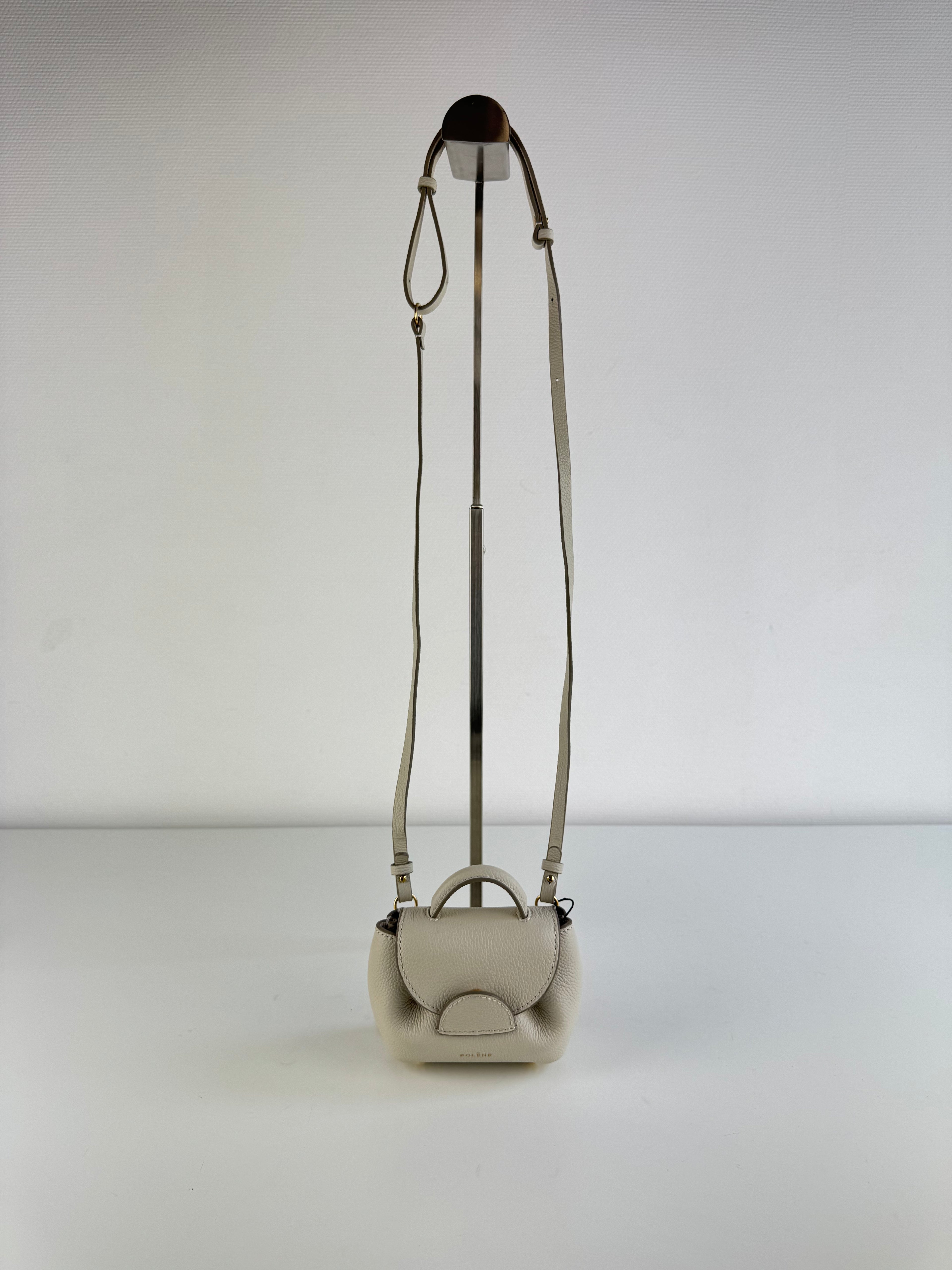 Numéro un micro Polène