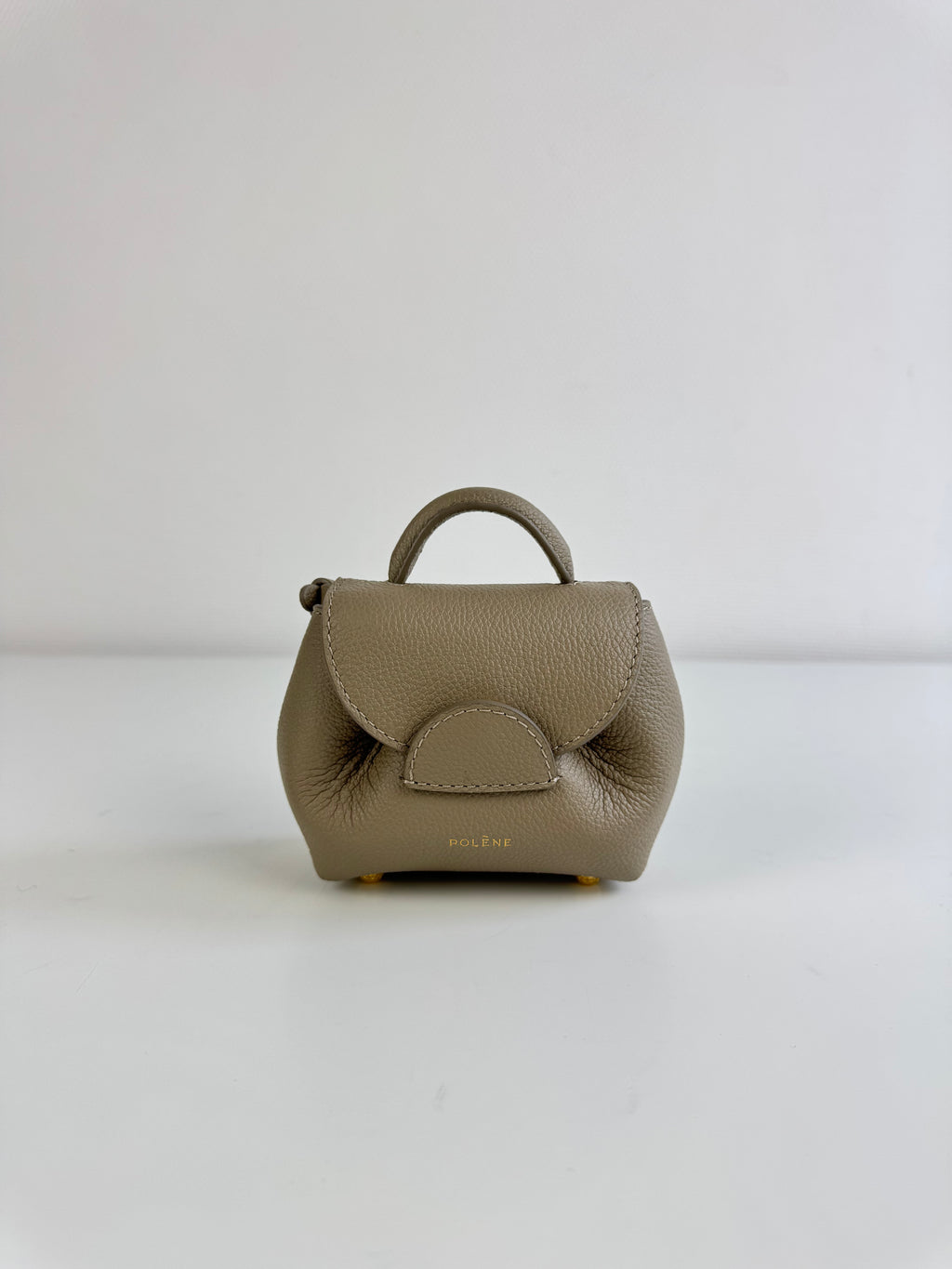 Numéro un micro Polène