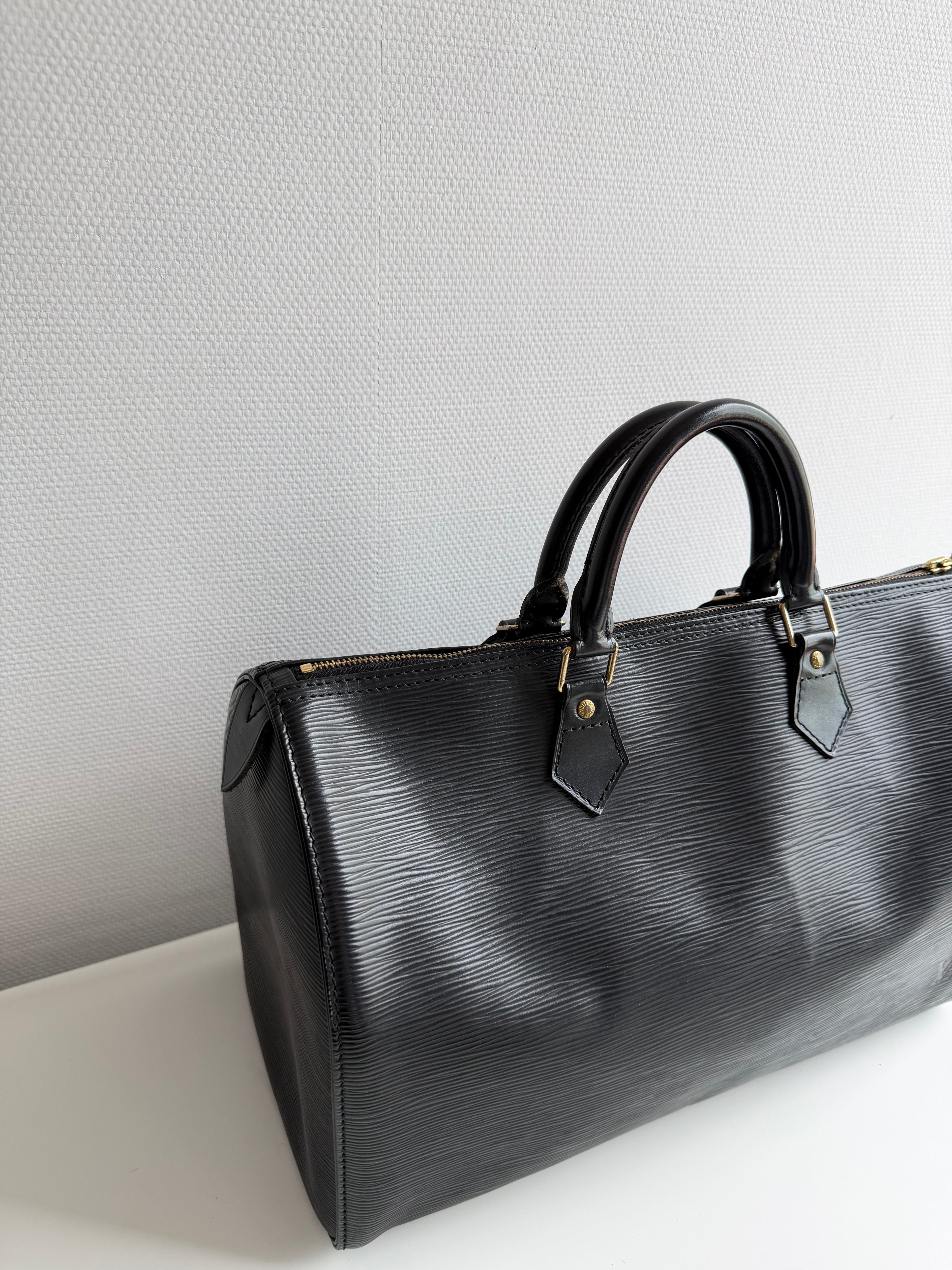 Speedy 30 Epi noir