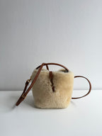 Sac Seau Le 37 Shearling