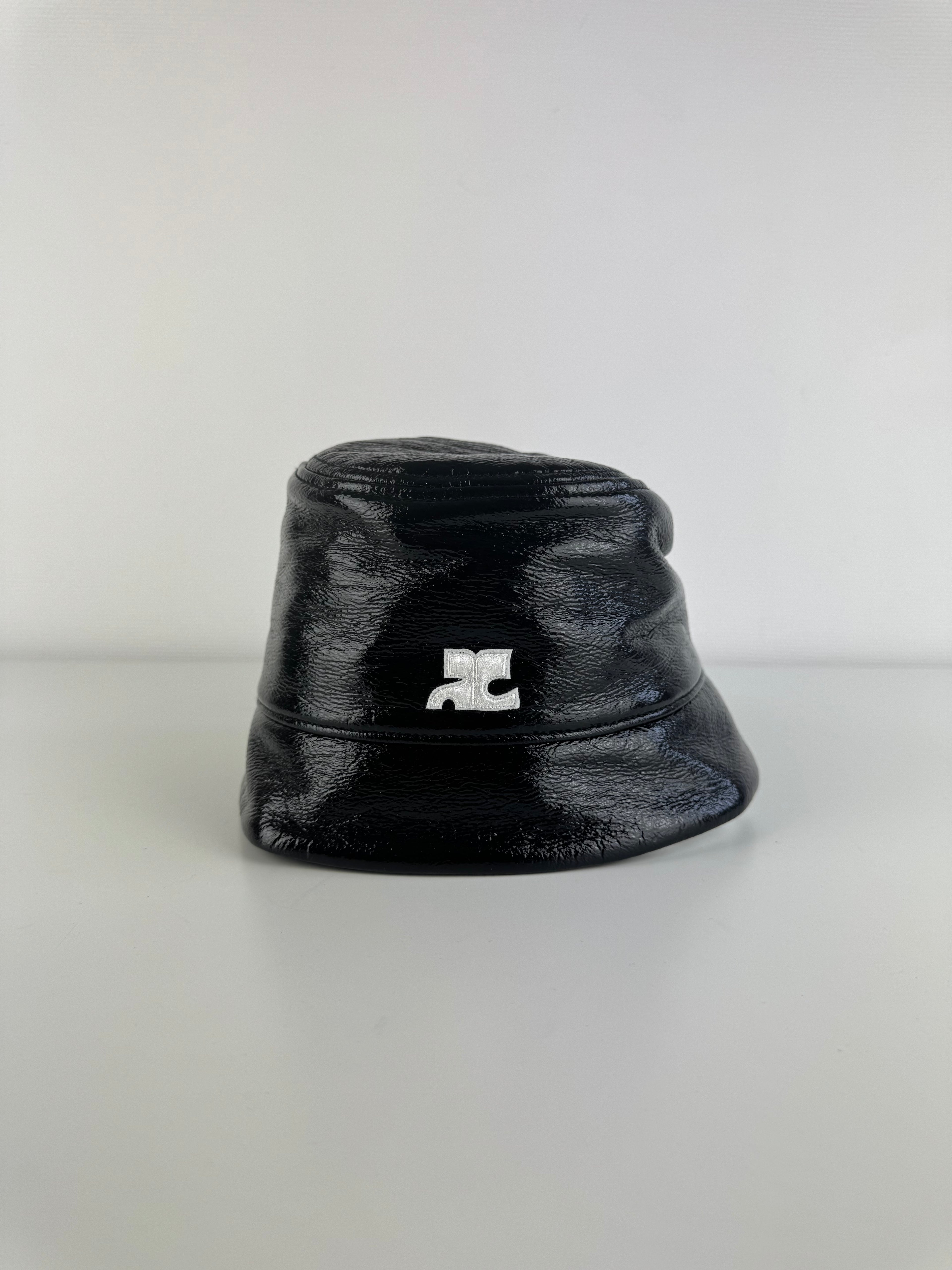 Chapeau bob Courrèges